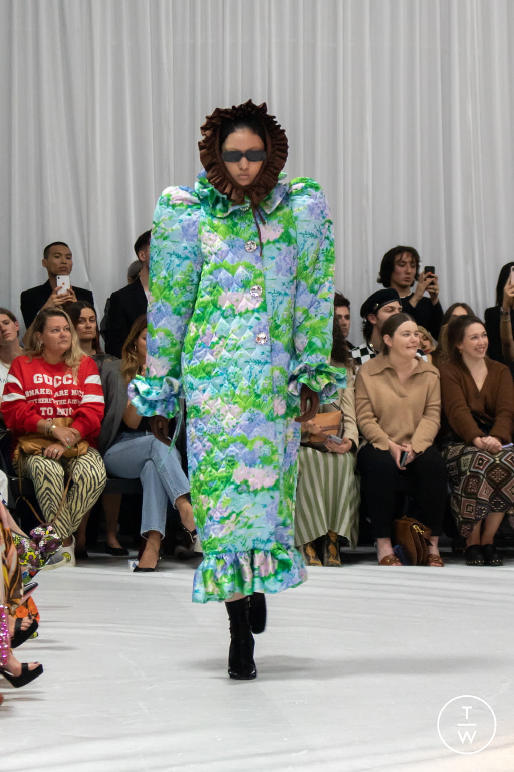 Fashion Week London Spring/Summer 2022 look 9 de la collection Richard Quinn womenswear
