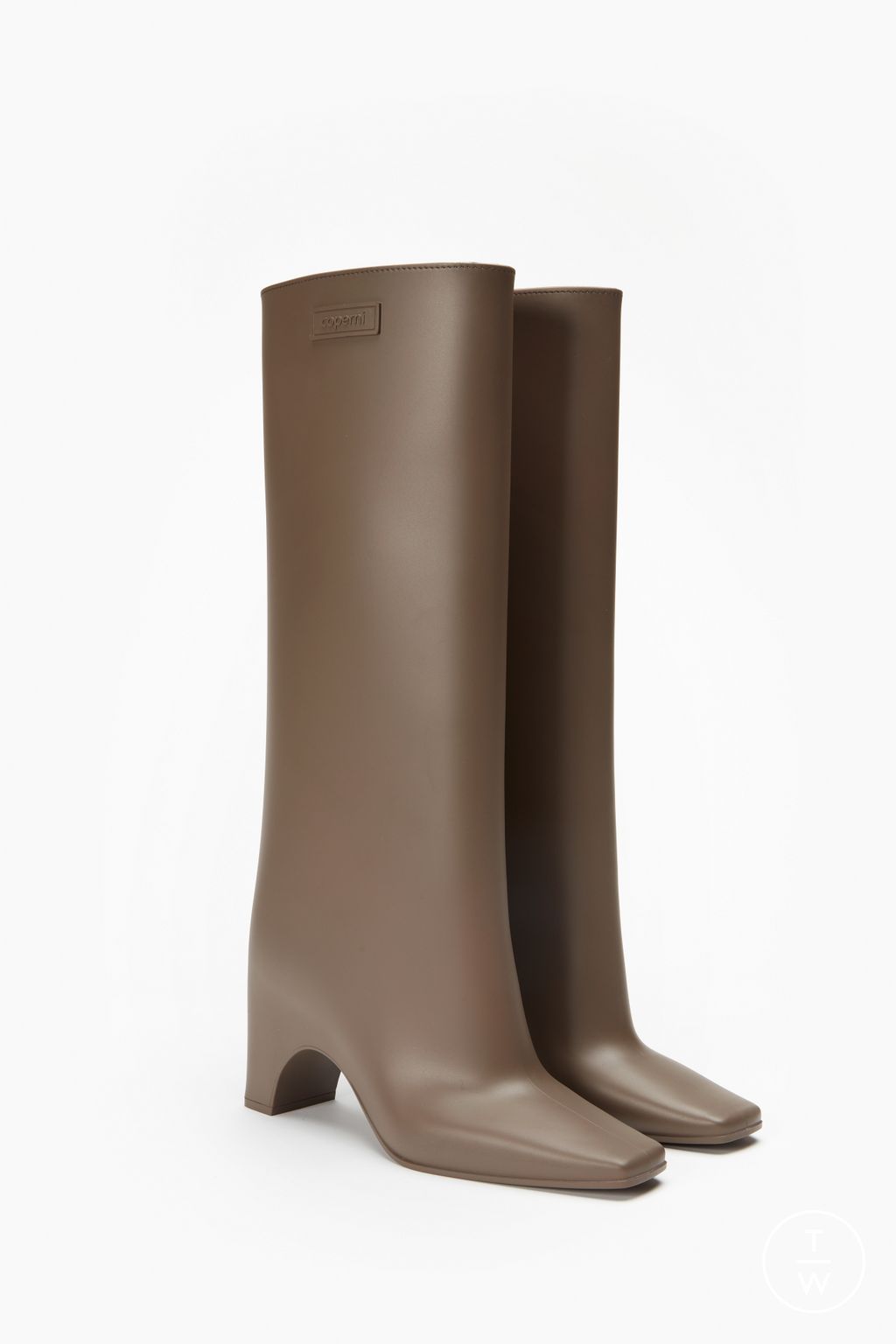 Fashion Week Paris Fall/Winter 2025 look 73 from the Coperni collection womenswear accessories