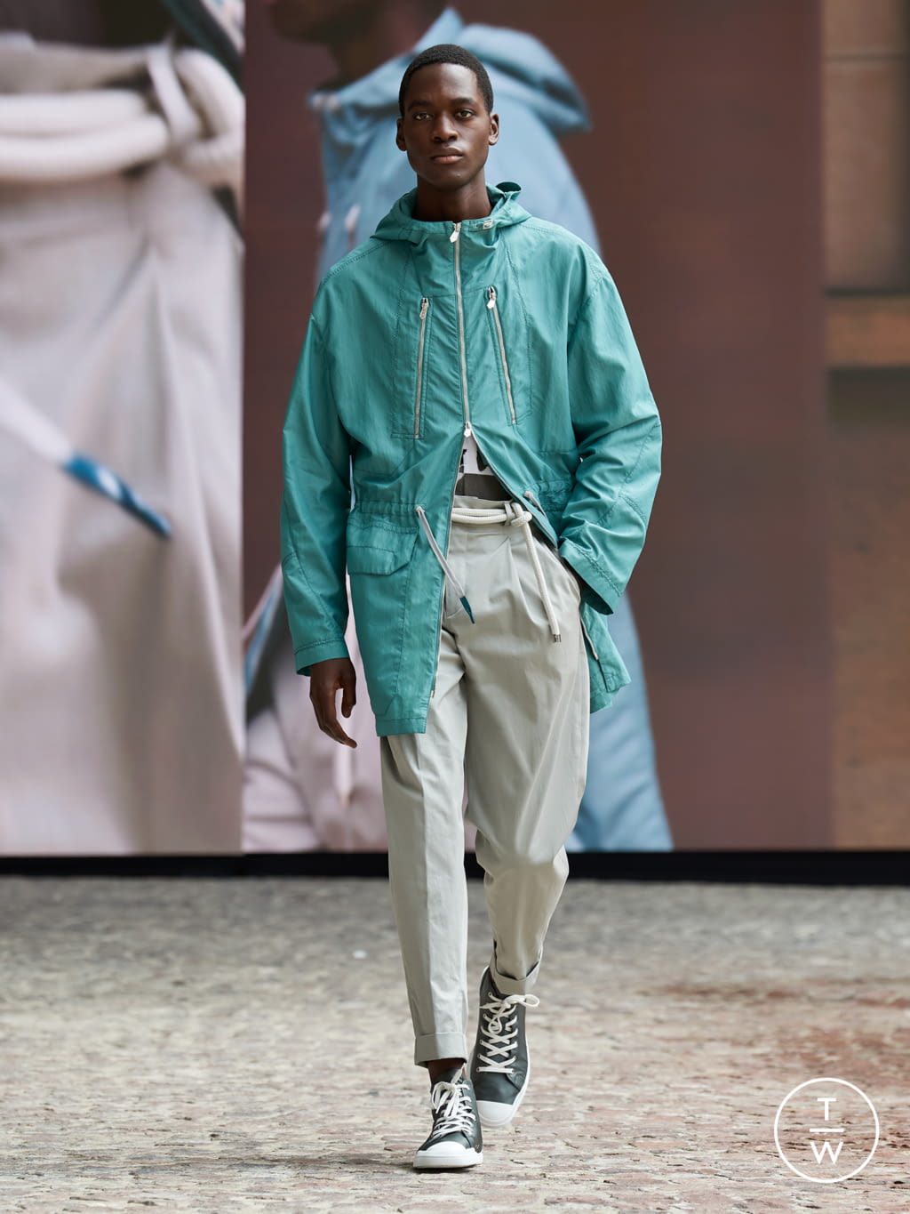 Fashion Week Paris Spring/Summer 2022 look 3 from the Hermès collection menswear