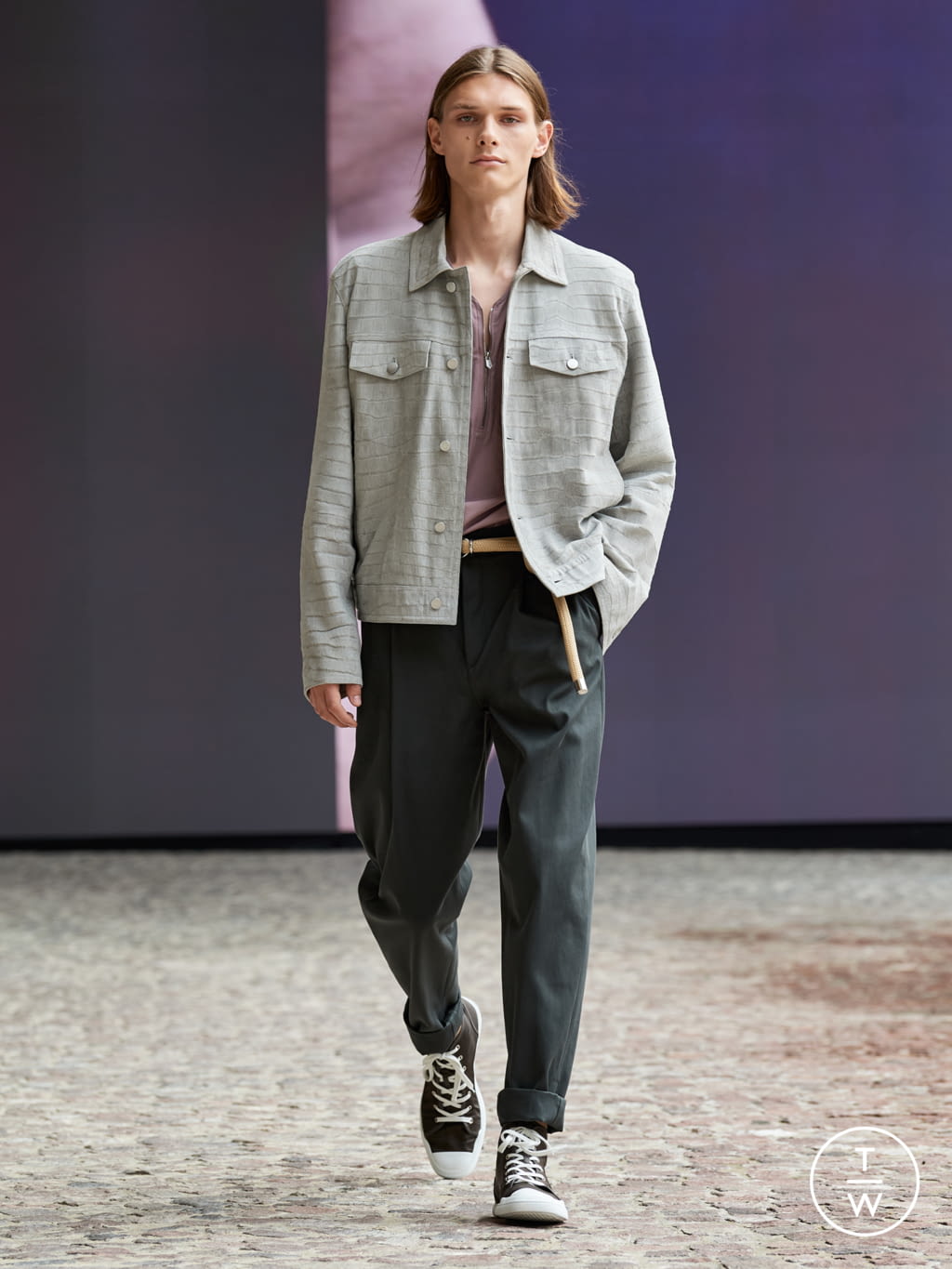 Fashion Week Paris Spring/Summer 2022 look 11 from the Hermès collection 男装