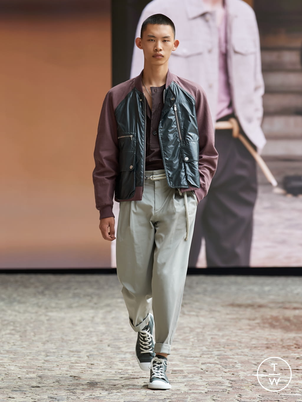 Fashion Week Paris Spring/Summer 2022 look 12 from the Hermès collection menswear