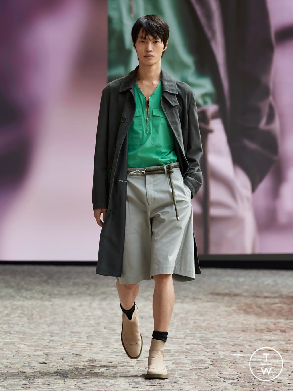 Fashion Week Paris Spring/Summer 2022 look 31 from the Hermès collection menswear