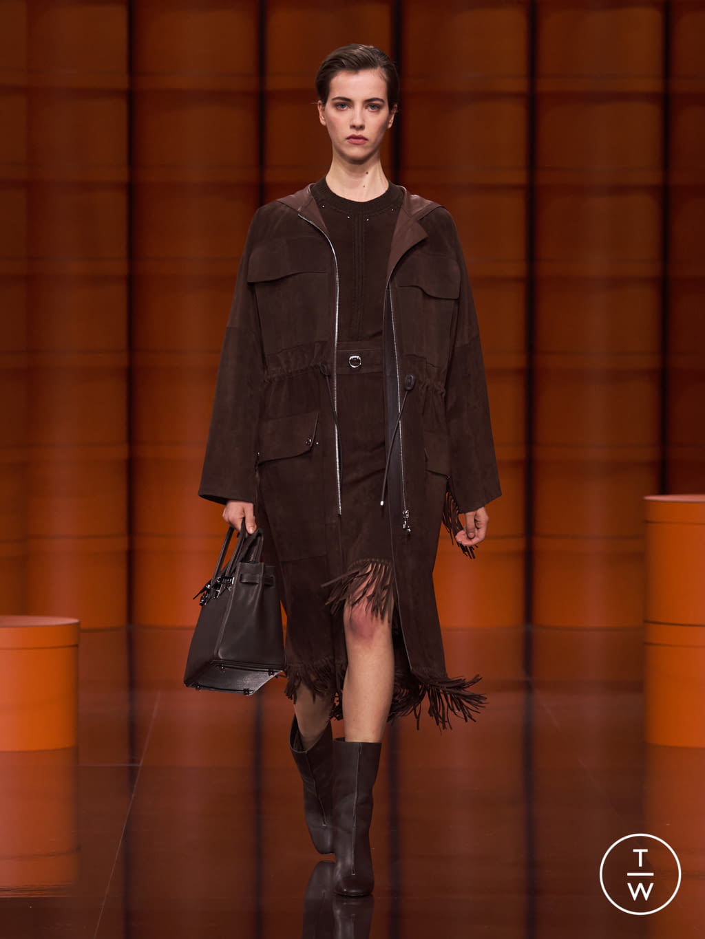 Fashion Week Paris Fall/Winter 2021 look 31 from the Hermès collection womenswear
