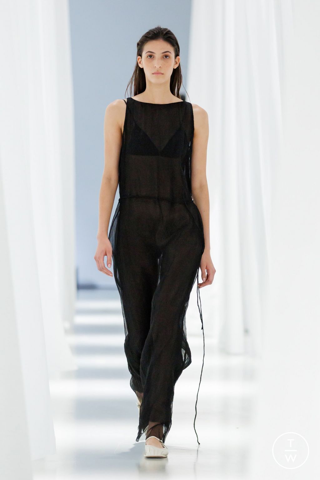 Fashion Week Paris Spring/Summer 2024 look 5 from the Ruohan collection womenswear
