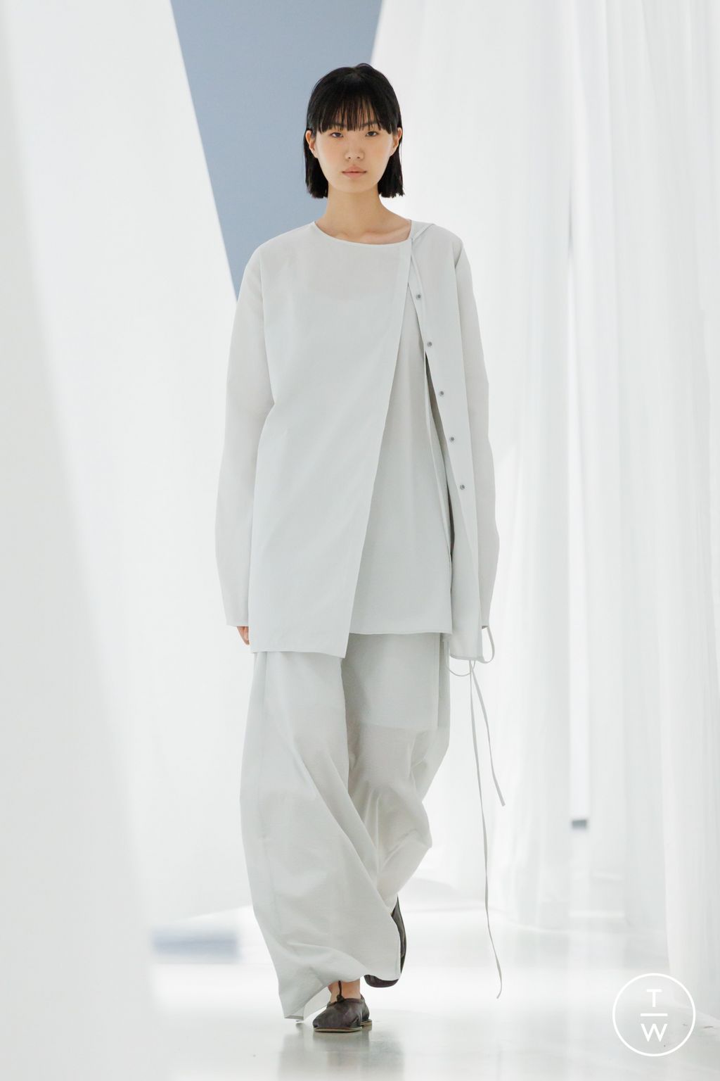 Fashion Week Paris Spring/Summer 2024 look 12 from the Ruohan collection womenswear