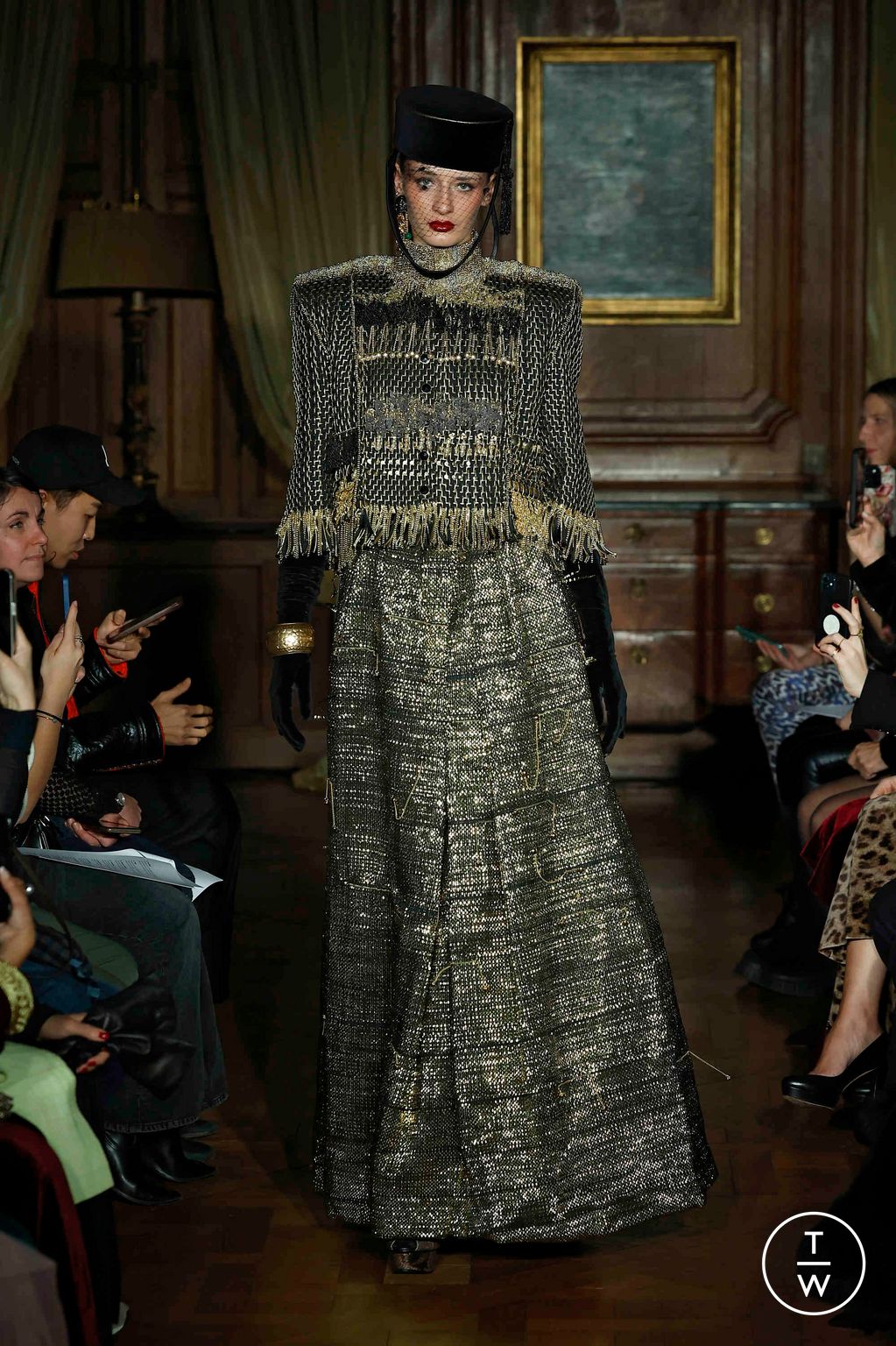 Fashion Week Paris Spring/Summer 2025 look 17 from the Ronald Van Der Kemp collection couture