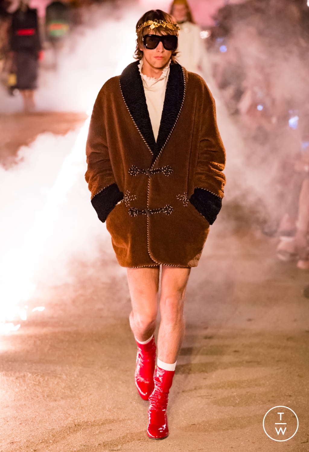 Fashion Week Paris Resort 2019 look 113 from the Gucci collection 男装