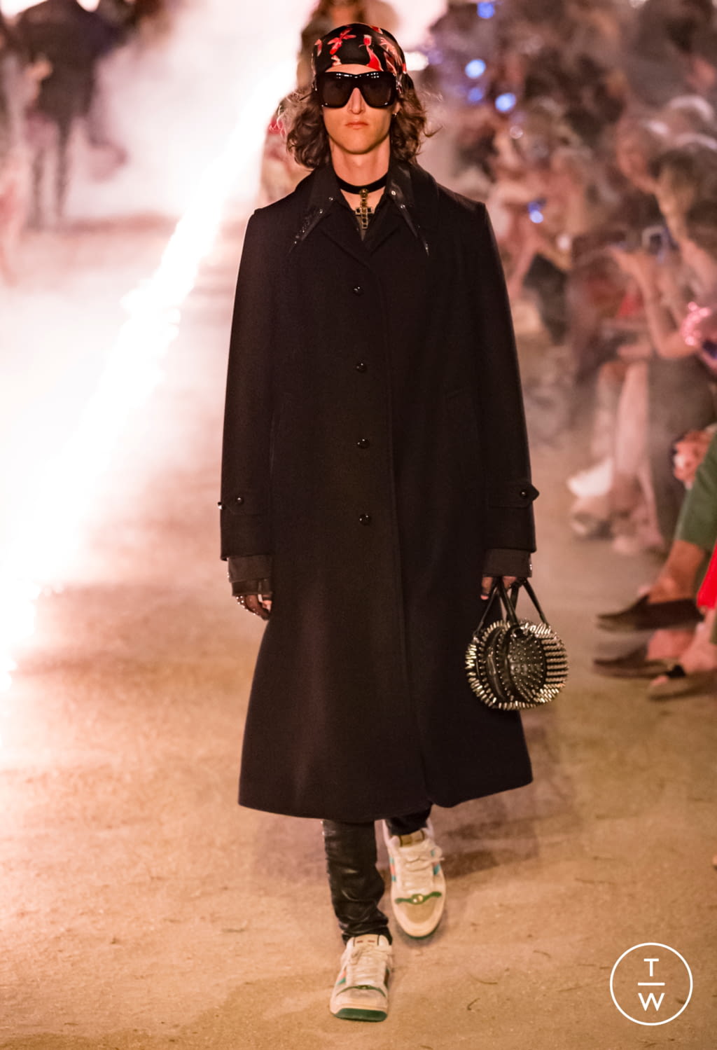 Fashion Week Paris Resort 2019 look 79 from the Gucci collection menswear