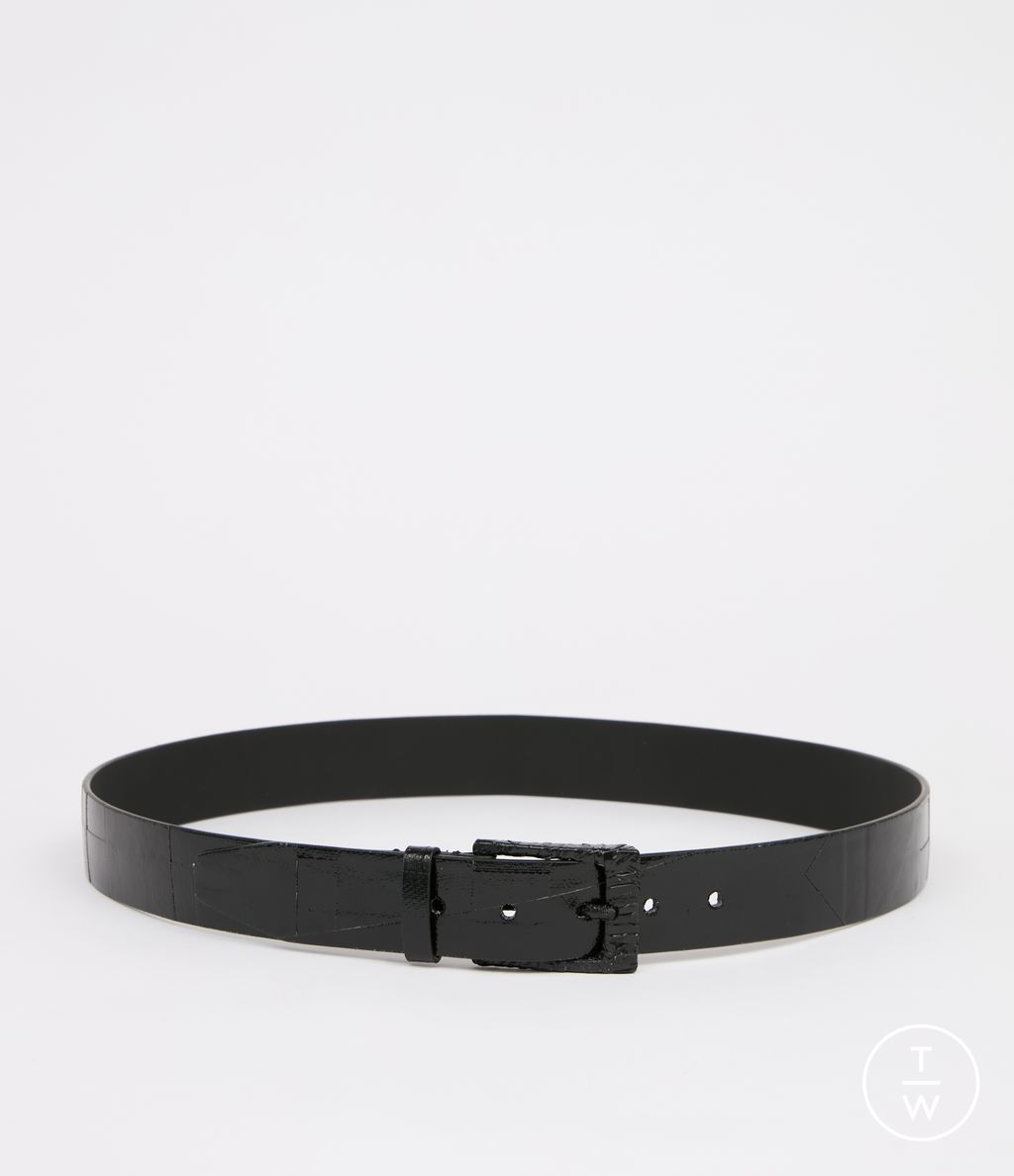 Fashion Week Florence - Pitti Fall/Winter 2025 look 7 from the MM6 Maison Margiela collection menswear accessories