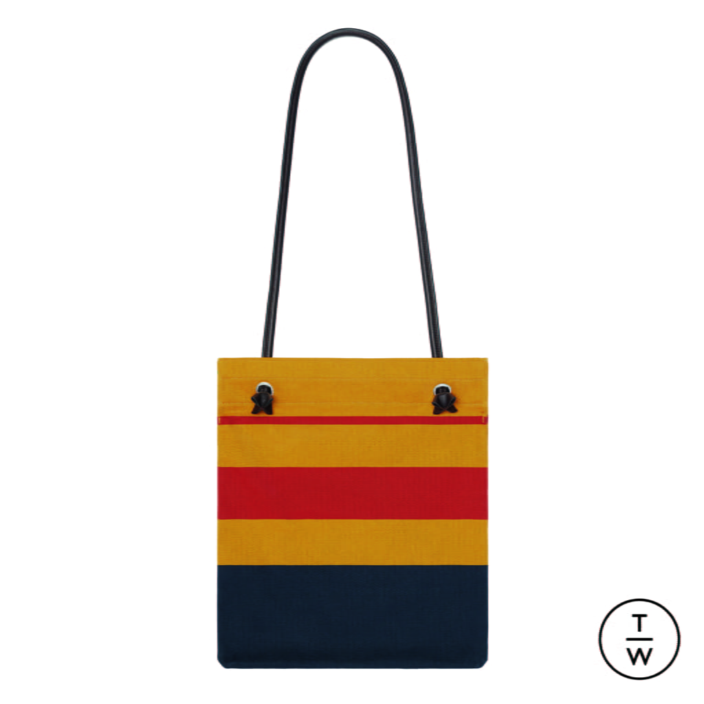 Fashion Week Paris Spring/Summer 2021 look 92 from the Hermès collection womenswear accessories