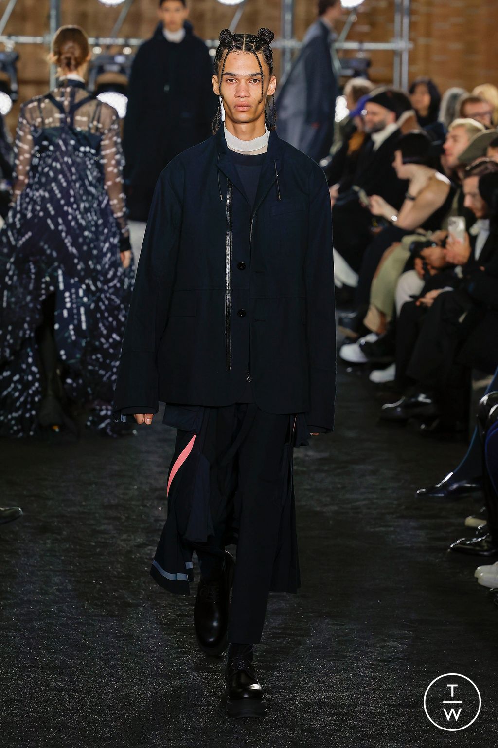 Fashion Week Paris Fall/Winter 2023 look 49 from the Sacai collection menswear