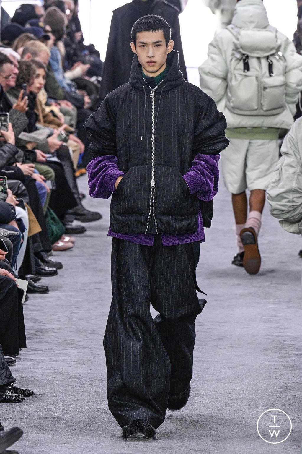 Fashion Week Paris Fall/Winter 2024 look 58 from the Sacai collection 男装