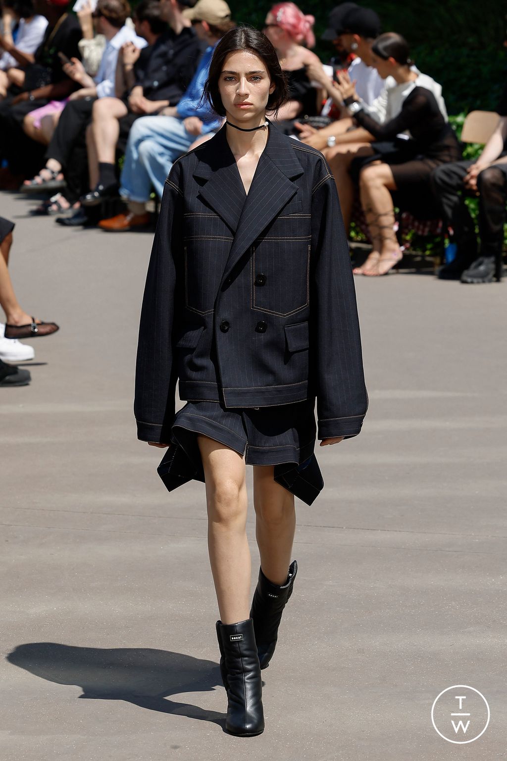 Fashion Week Paris Spring/Summer 2024 look 1 from the Sacai collection menswear