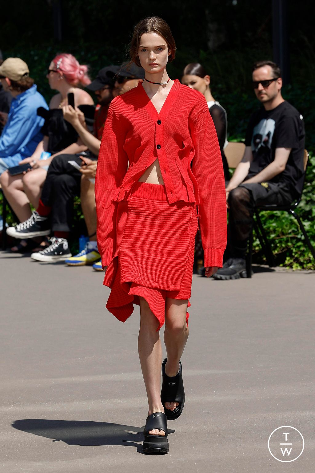 Fashion Week Paris Spring/Summer 2024 look 25 from the Sacai collection menswear