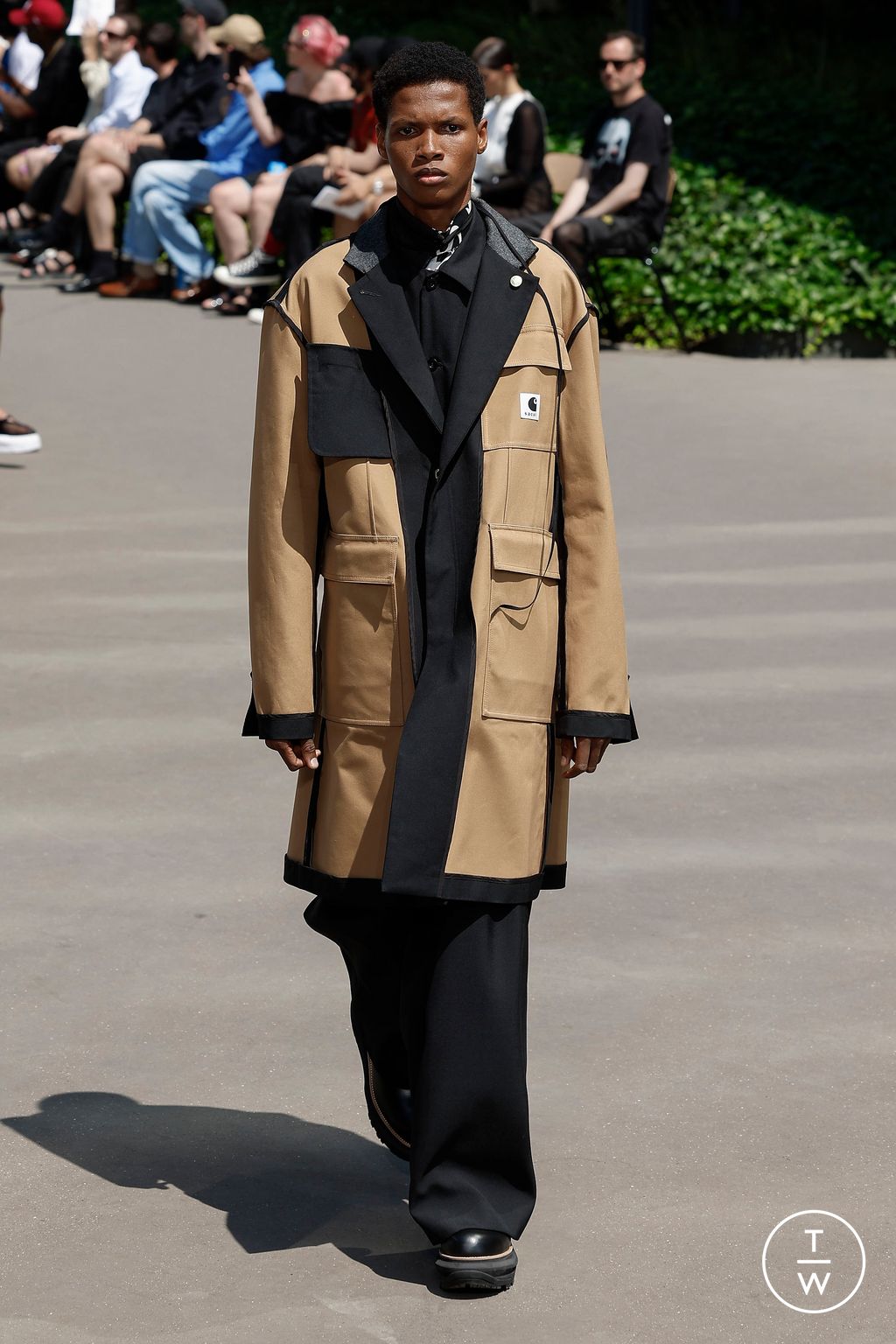 Fashion Week Paris Spring/Summer 2024 look 57 from the Sacai collection menswear