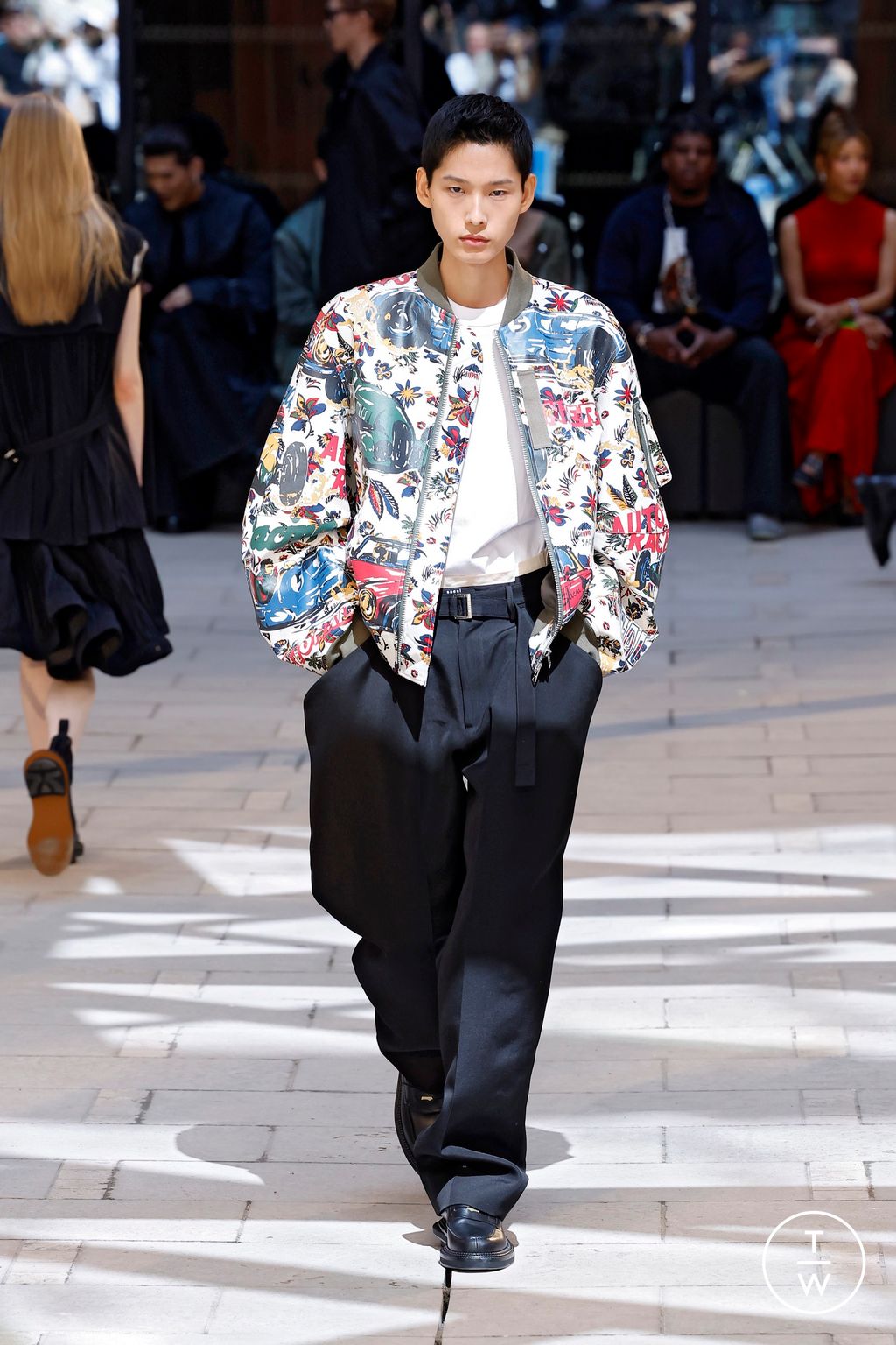 Fashion Week Paris Spring-Summer 2025 look 23 from the Sacai collection menswear