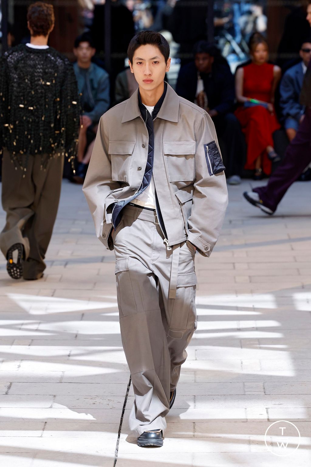 Fashion Week Paris Spring-Summer 2025 look 51 from the Sacai collection menswear