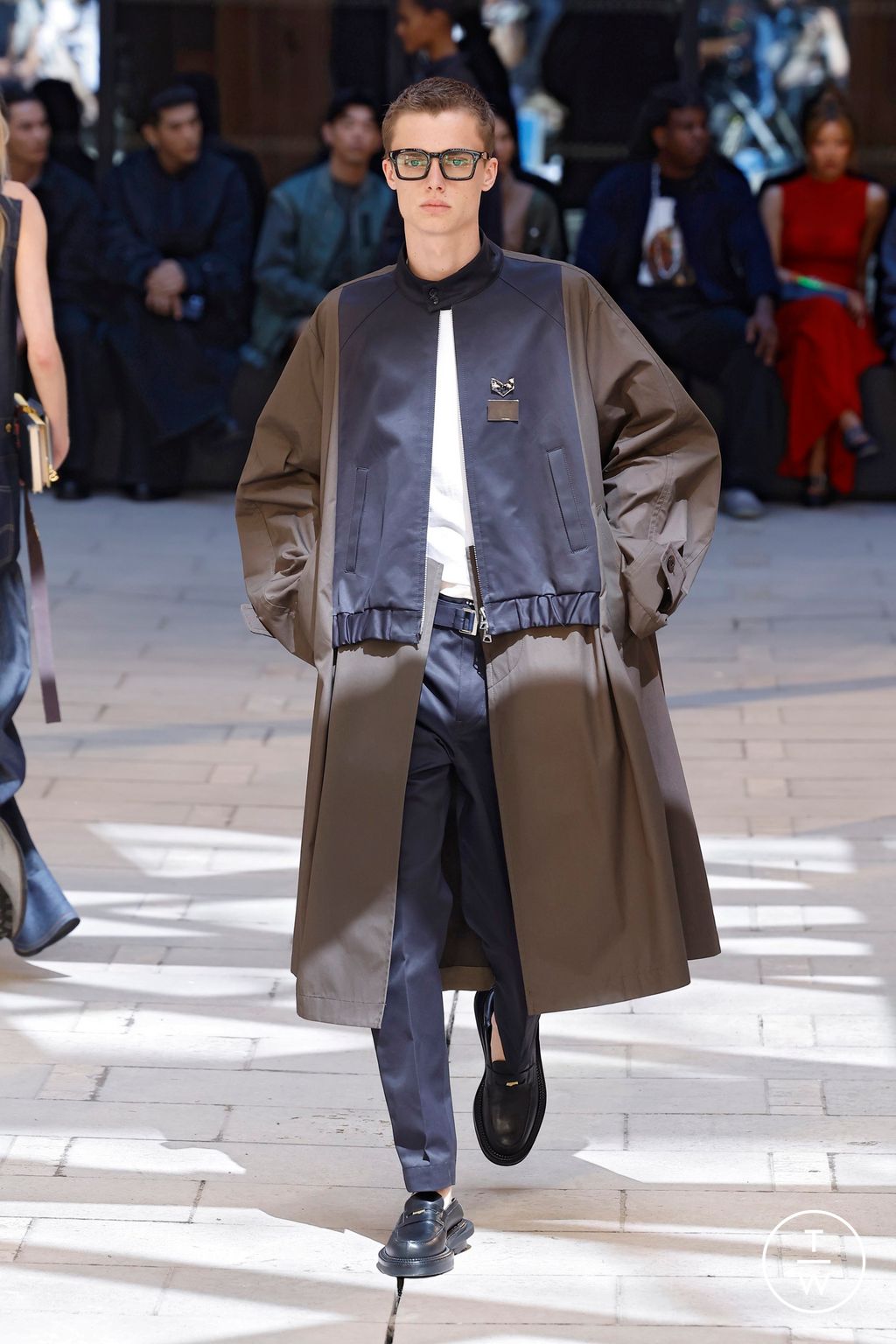 Fashion Week Paris Spring-Summer 2025 look 61 from the Sacai collection menswear