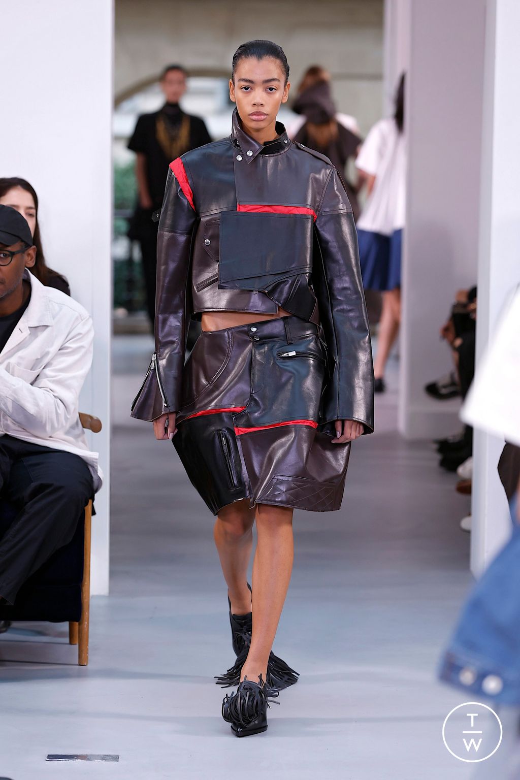 Fashion Week Paris Spring/Summer 2026 look 30 from the Sacai collection womenswear