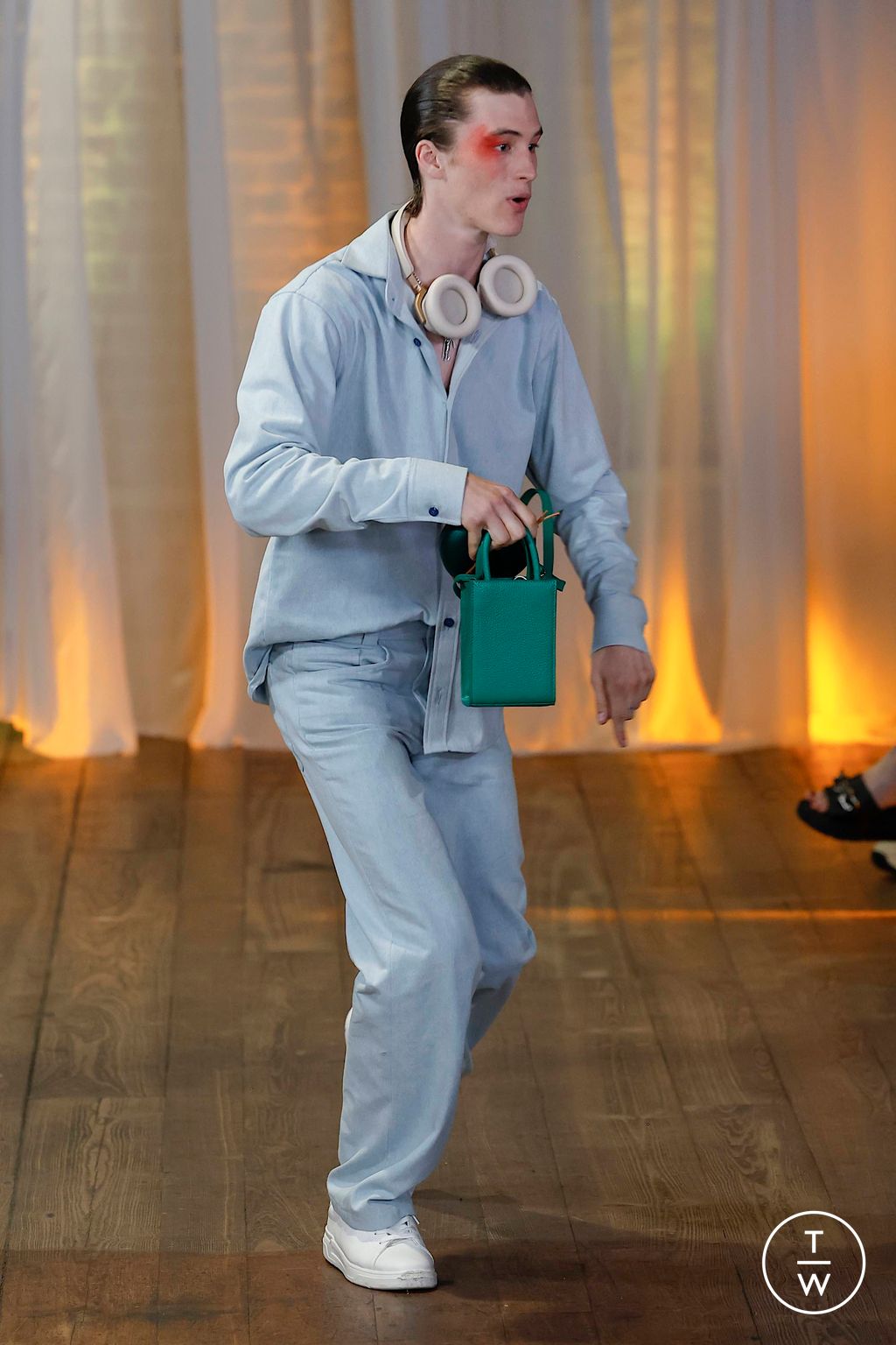 Fashion Week London Spring/Summer 2024 look 19 from the SAGABOI collection menswear