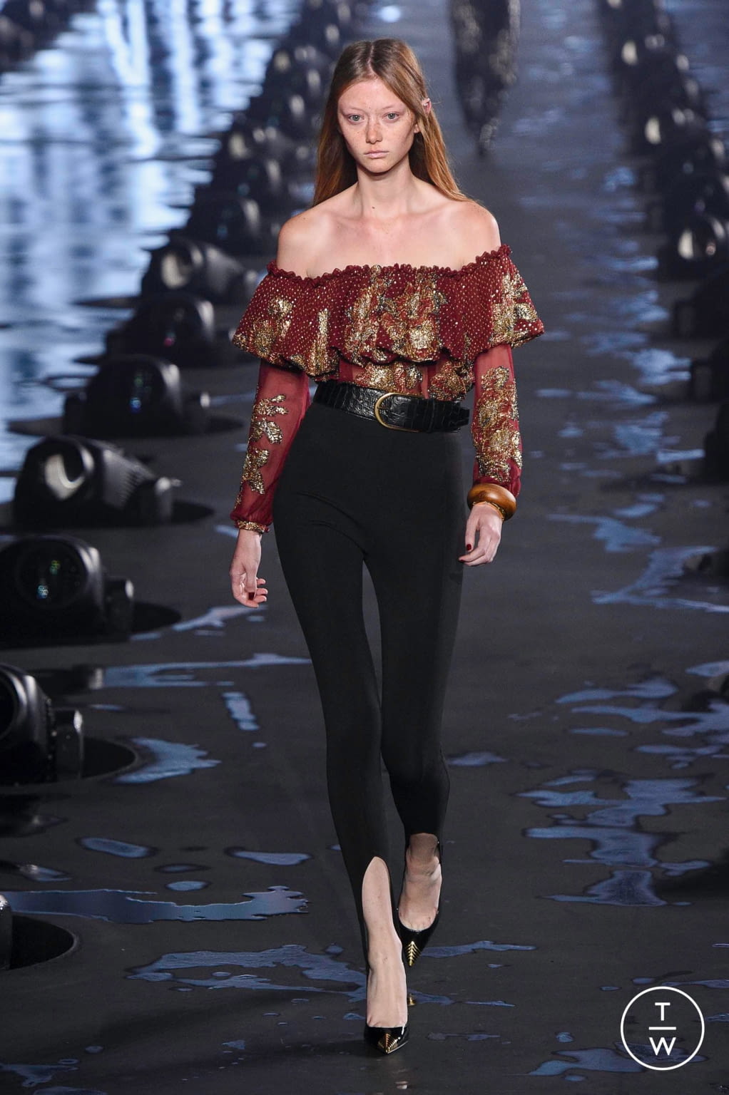 Fashion Week Paris Spring/Summer 2020 look 44 from the Saint Laurent collection 女装