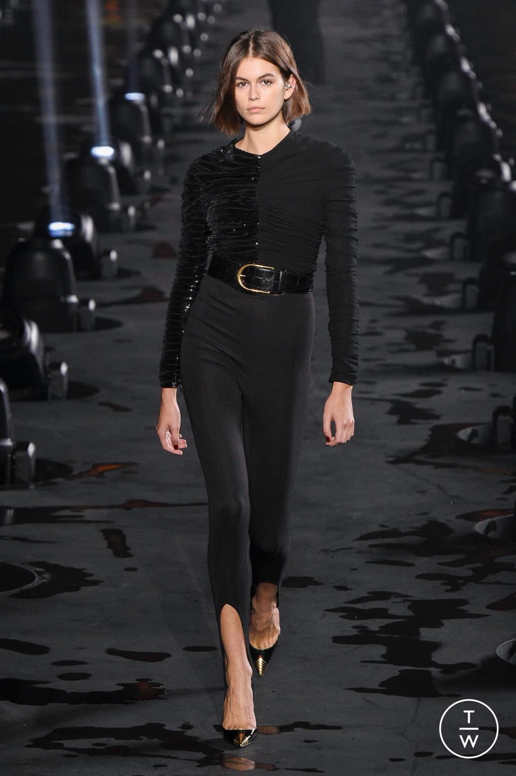 Fashion Week Paris Spring/Summer 2020 look 49 from the Saint Laurent collection womenswear