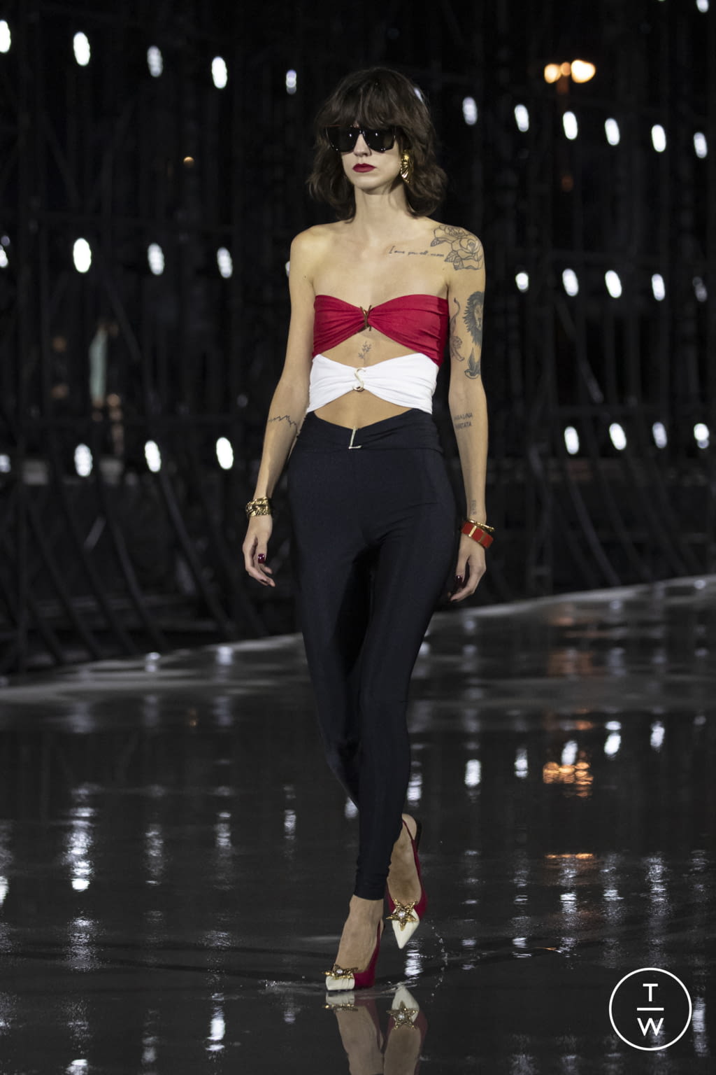 Fashion Week Paris Spring/Summer 2022 look 34 from the Saint Laurent collection womenswear