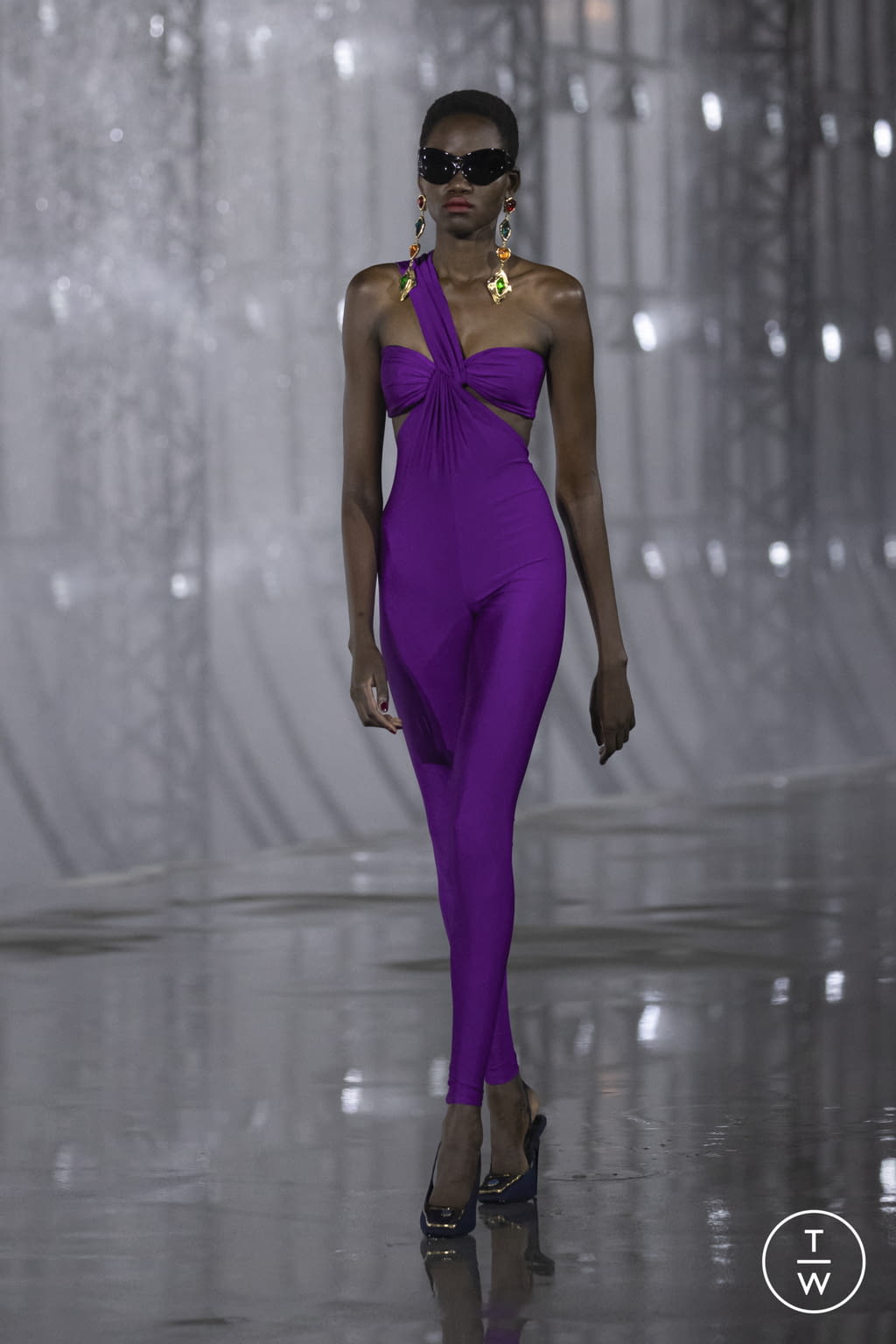 Fashion Week Paris Spring/Summer 2022 look 55 de la collection Saint Laurent womenswear