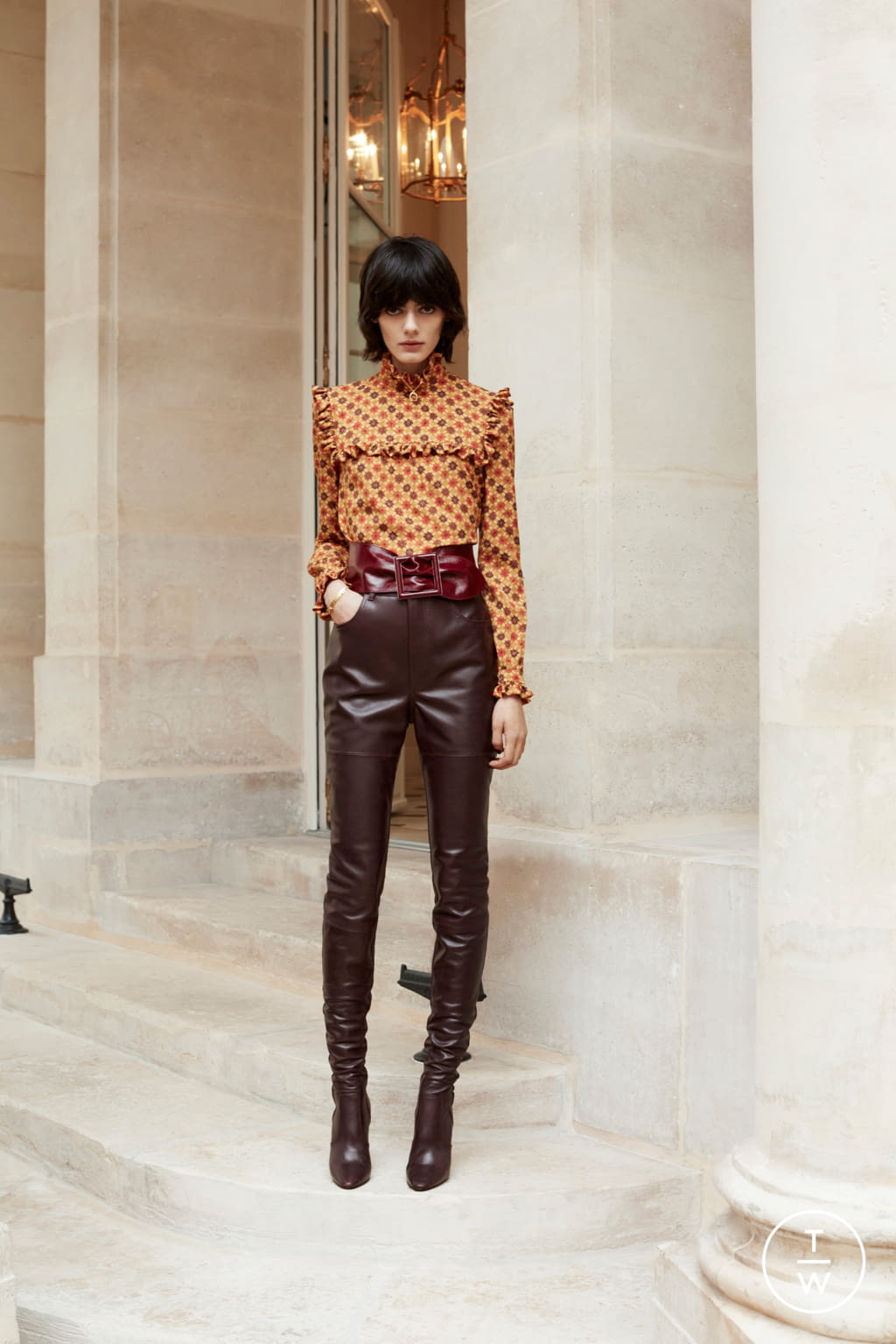 Fashion Week Paris Pre-Fall 2021 look 9 from the Saint Laurent collection womenswear