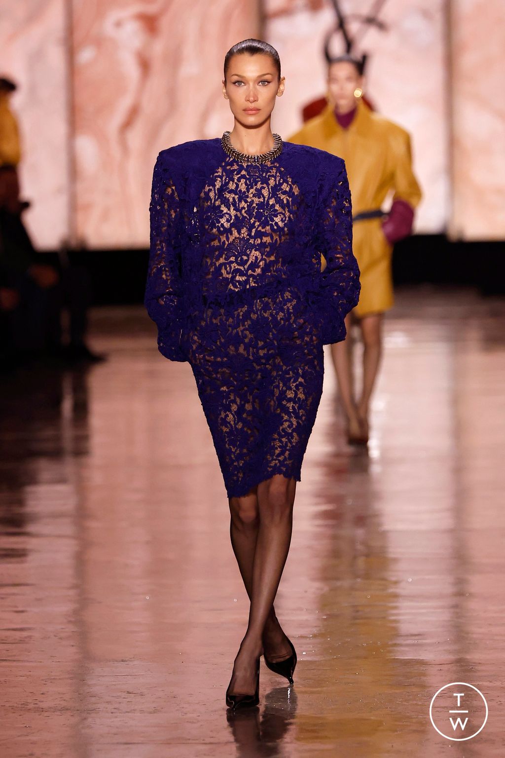 Fashion Week Paris Fall/Winter 2025 look 34 from the Saint Laurent collection womenswear