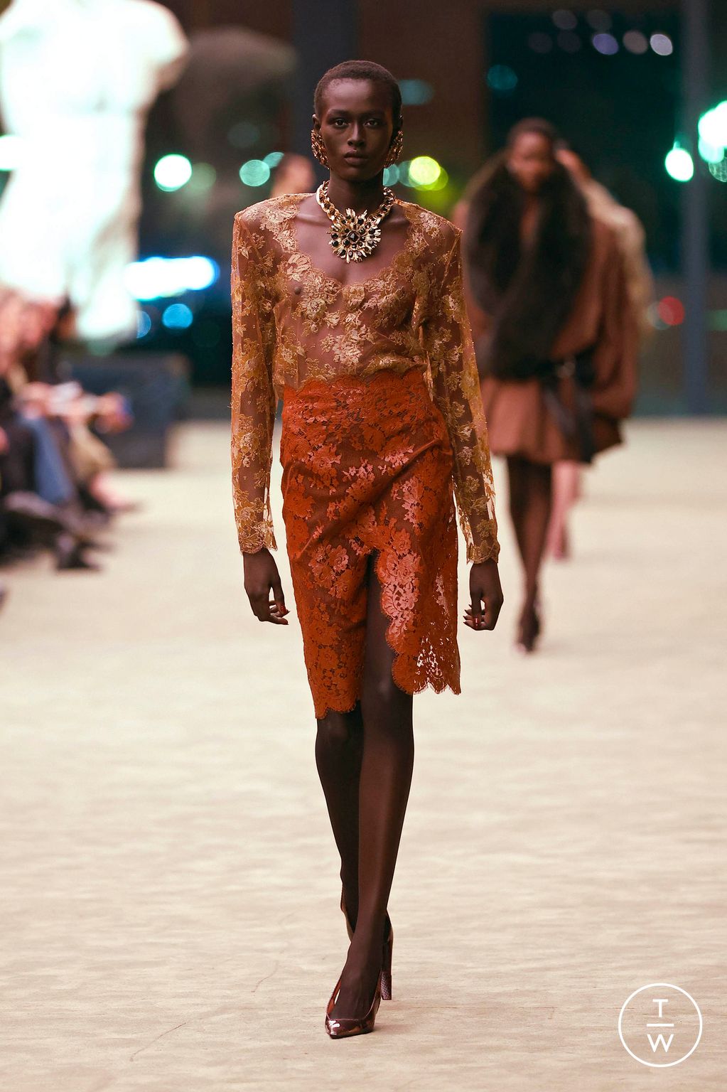 Fashion Week Paris Fall/Winter 2026 look 20 from the Saint Laurent collection womenswear