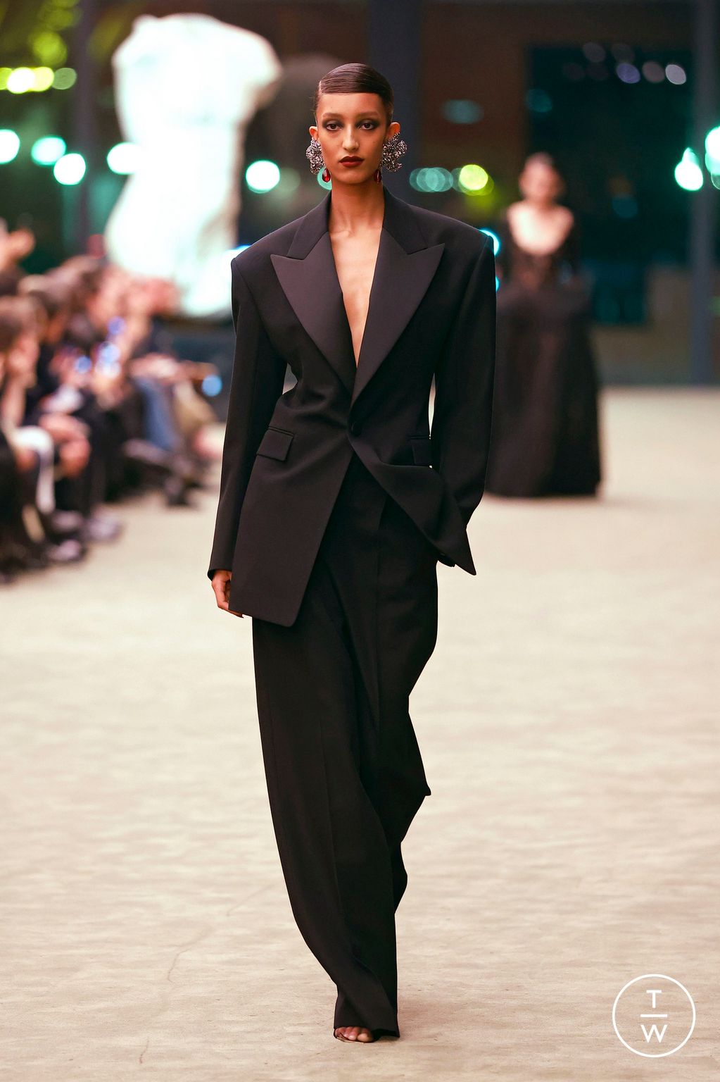 Fashion Week Paris Fall/Winter 2026 look 38 from the Saint Laurent collection womenswear