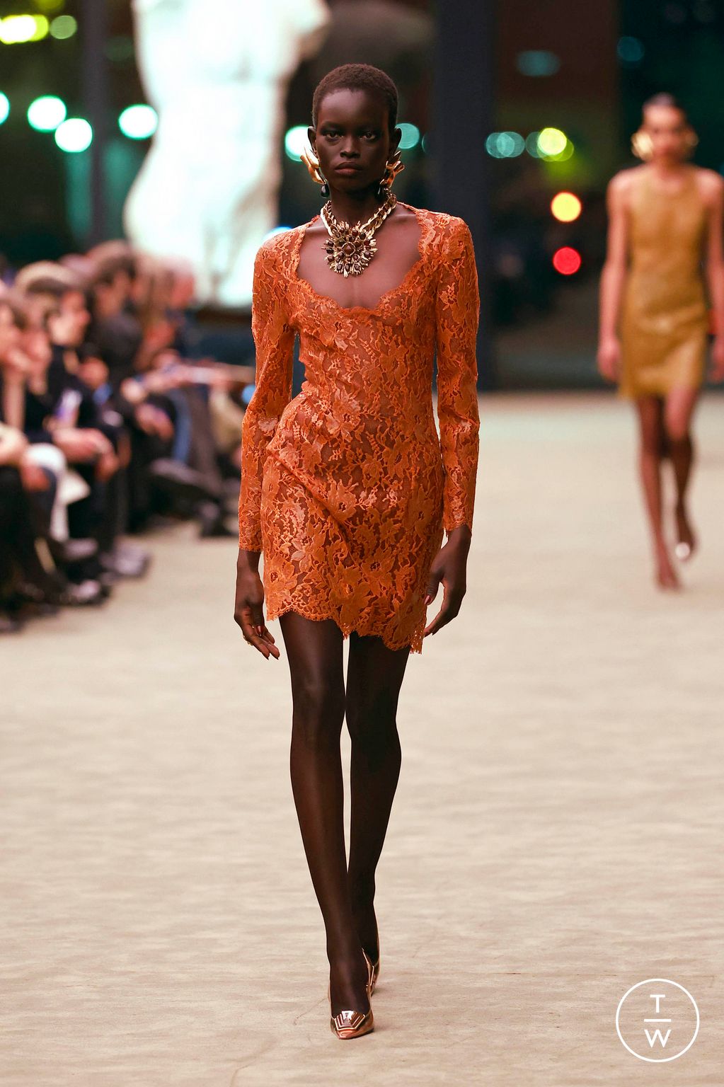 Fashion Week Paris Fall/Winter 2026 look 41 from the Saint Laurent collection 女装