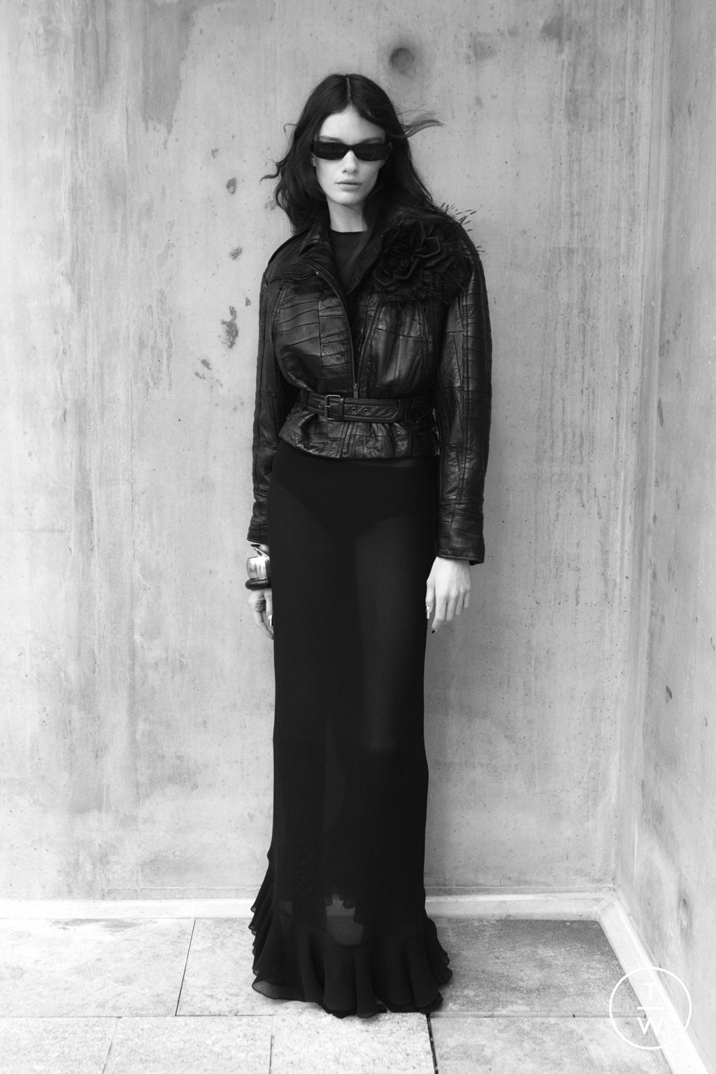 Fashion Week Paris Pre-Fall 2022 look 36 from the Saint Laurent collection womenswear