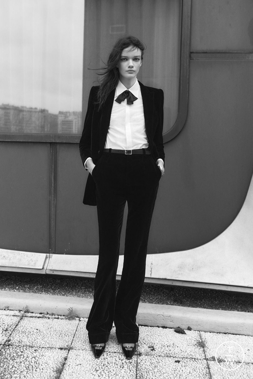 Fashion Week Paris Pre-Fall 2022 look 66 from the Saint Laurent collection womenswear