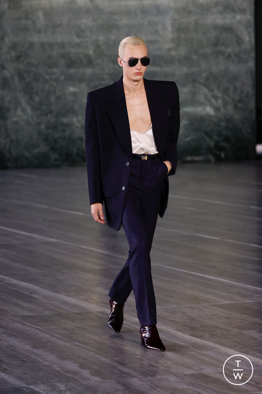 Fashion Week Paris Spring/Summer 2024 look 7 from the Saint Laurent collection menswear
