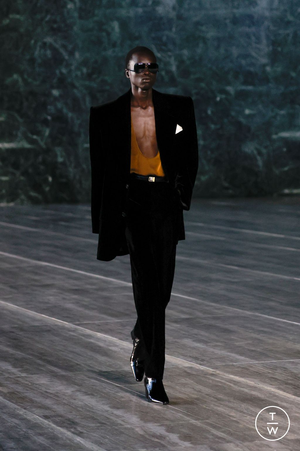 Fashion Week Paris Spring/Summer 2024 look 36 from the Saint Laurent collection menswear