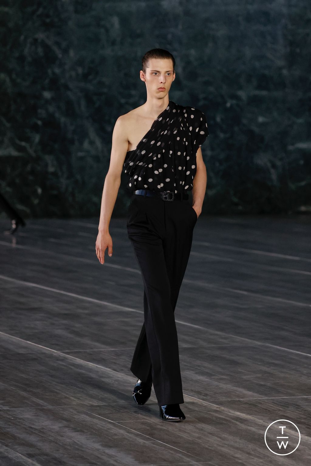 Fashion Week Paris Spring/Summer 2024 look 41 from the Saint Laurent collection menswear