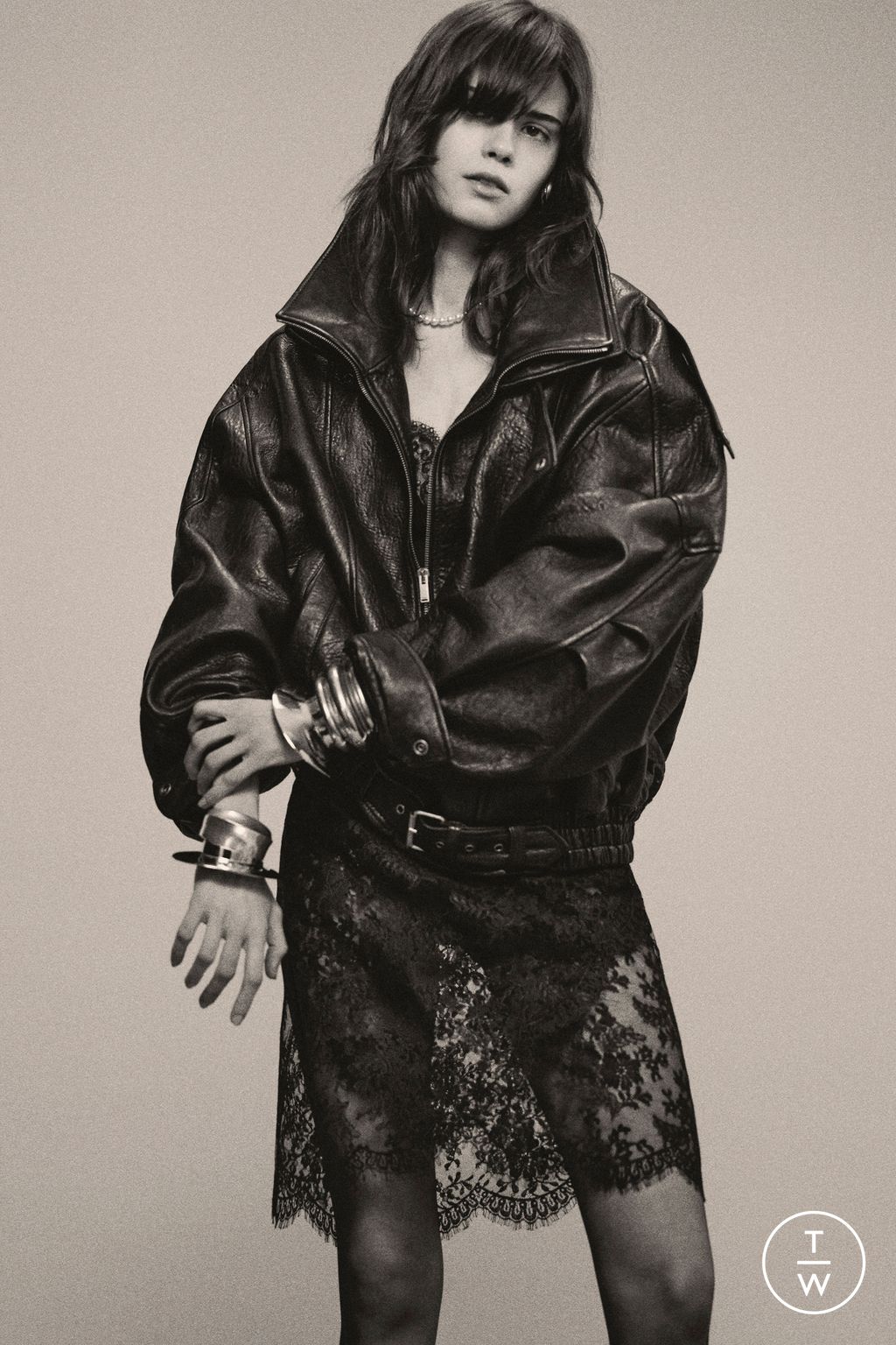 Fashion Week Paris Pre-Fall 2024 look 17 from the Saint Laurent collection womenswear