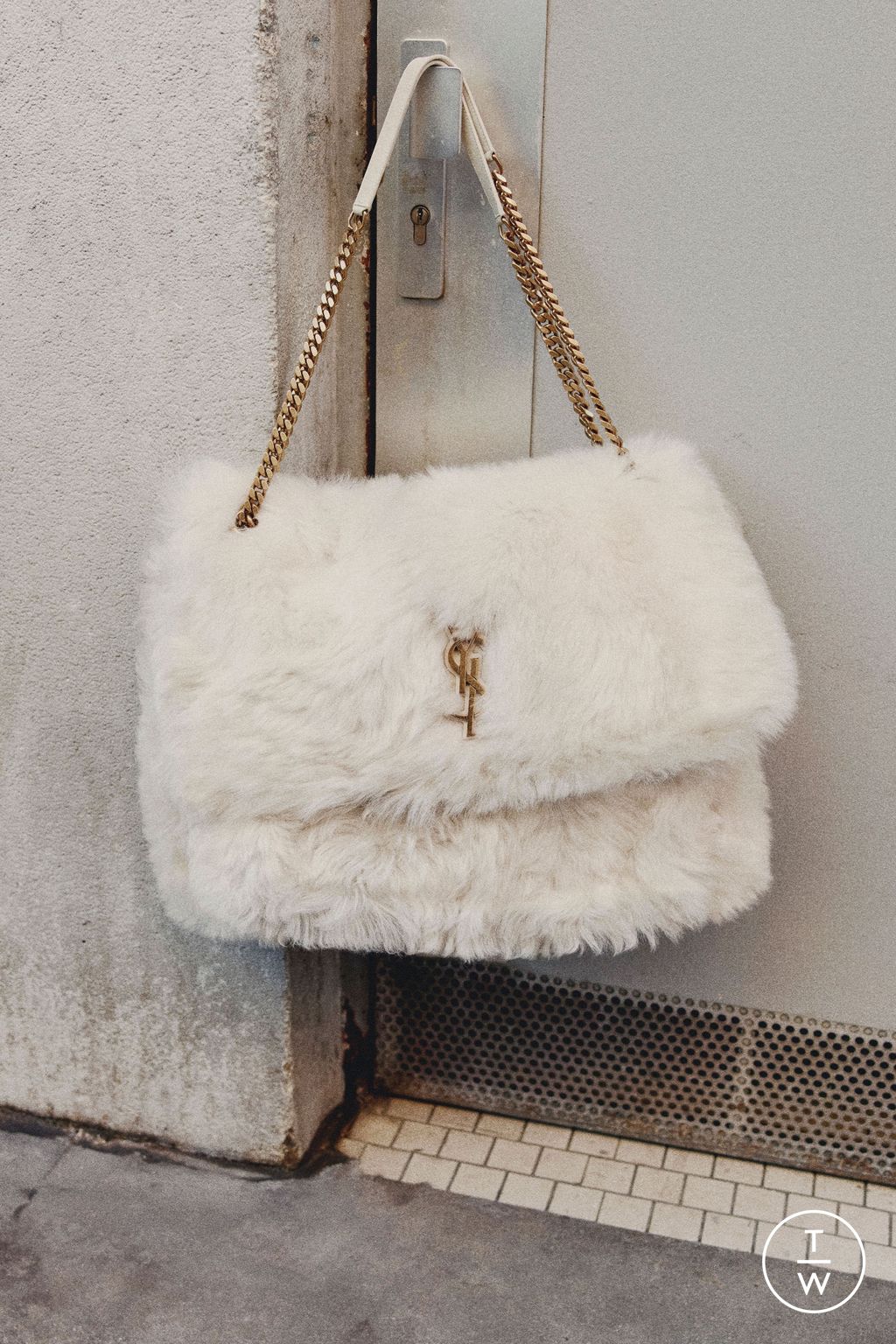 Fashion Week Paris Pre-Fall 2024 look 46 from the Saint Laurent collection womenswear