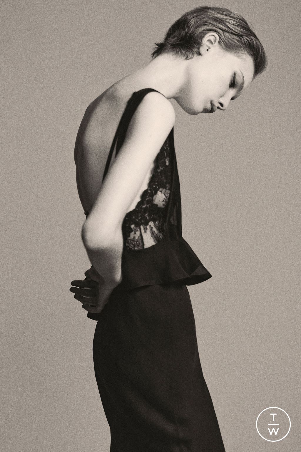 Fashion Week Paris Pre-Fall 2024 look 50 from the Saint Laurent collection womenswear