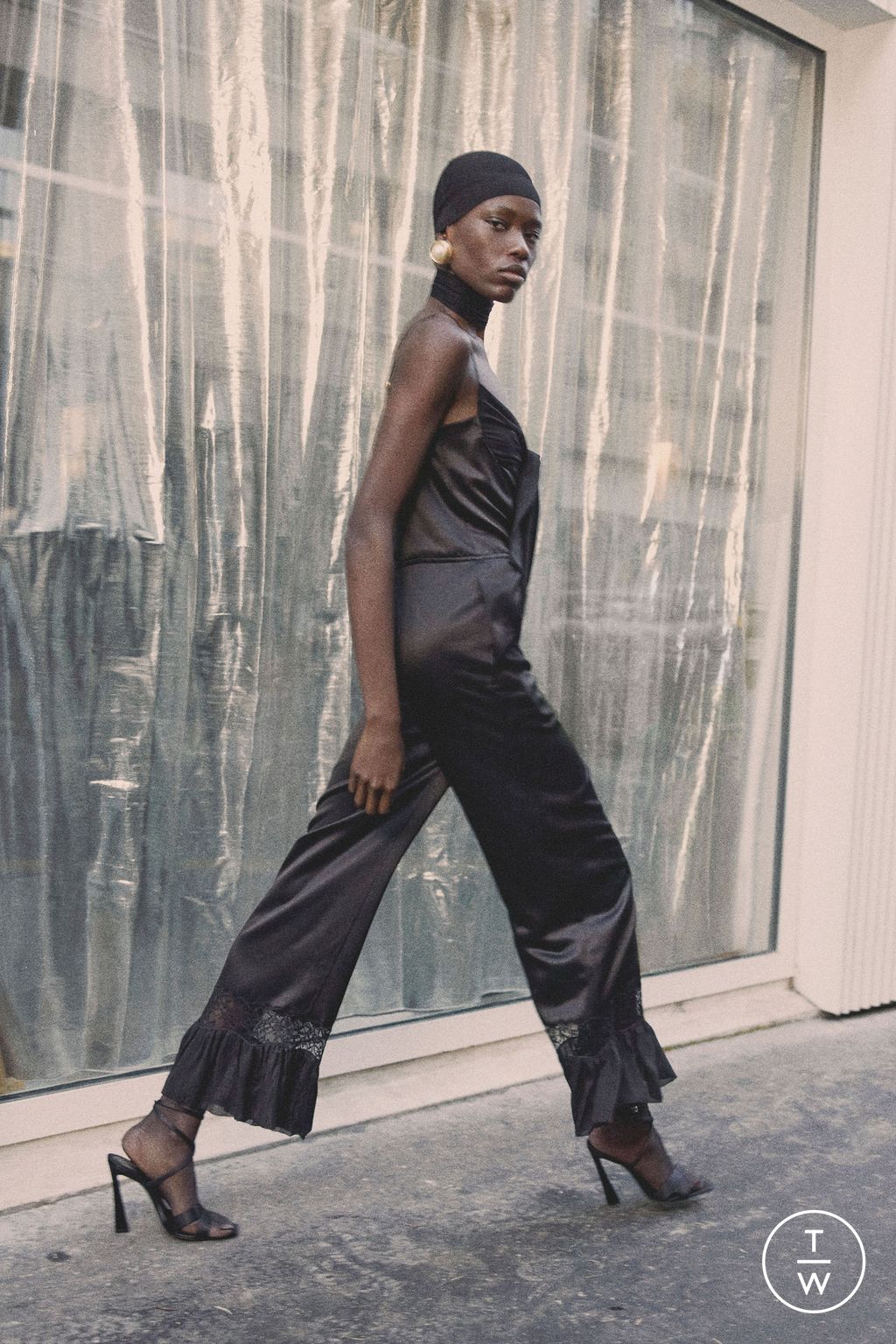 Fashion Week Paris Pre-Fall 2024 look 68 from the Saint Laurent collection womenswear