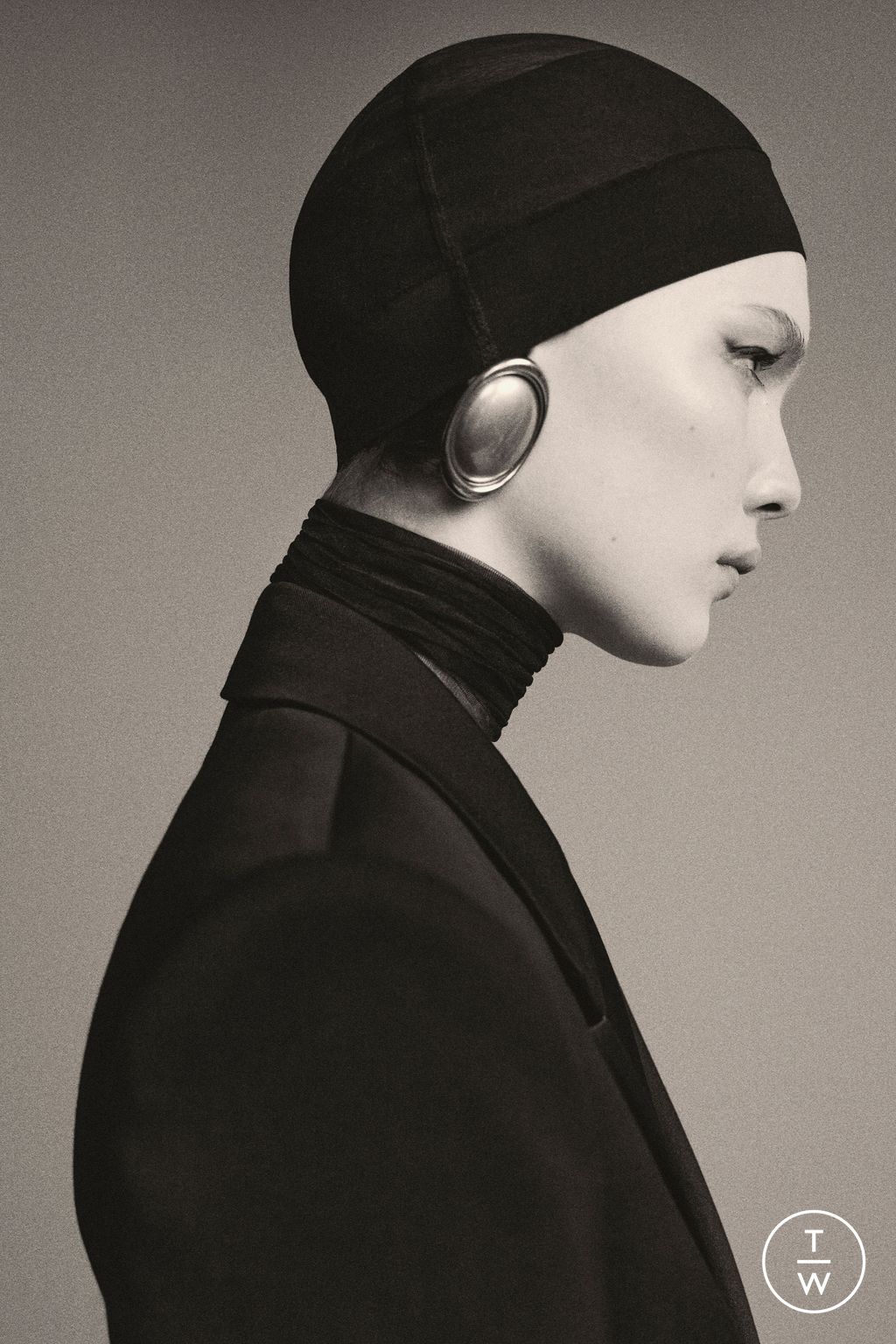 Fashion Week Paris Pre-Fall 2024 look 76 from the Saint Laurent collection womenswear