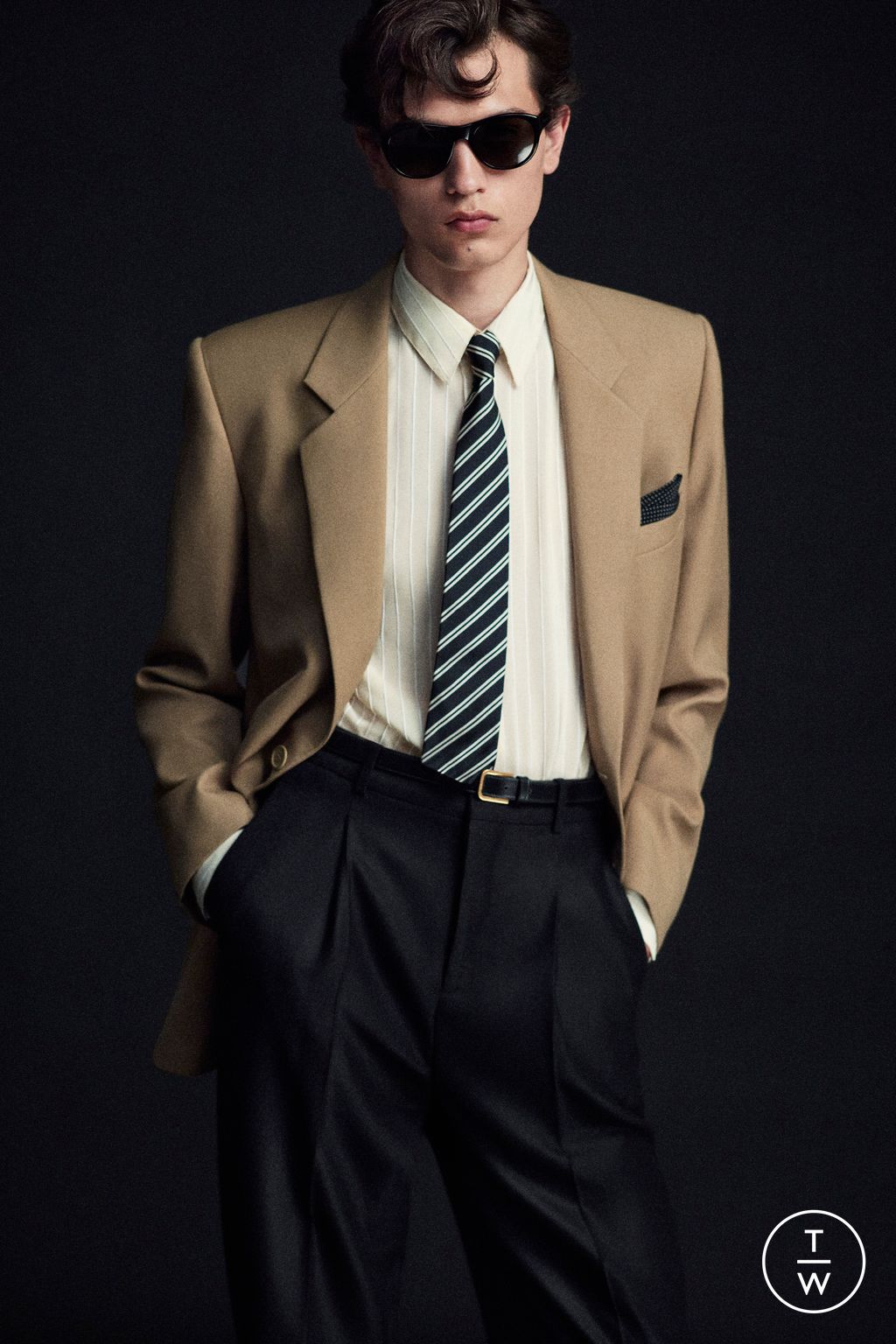 Fashion Week Paris Spring/Summer 2025 look 20 from the Saint Laurent collection menswear