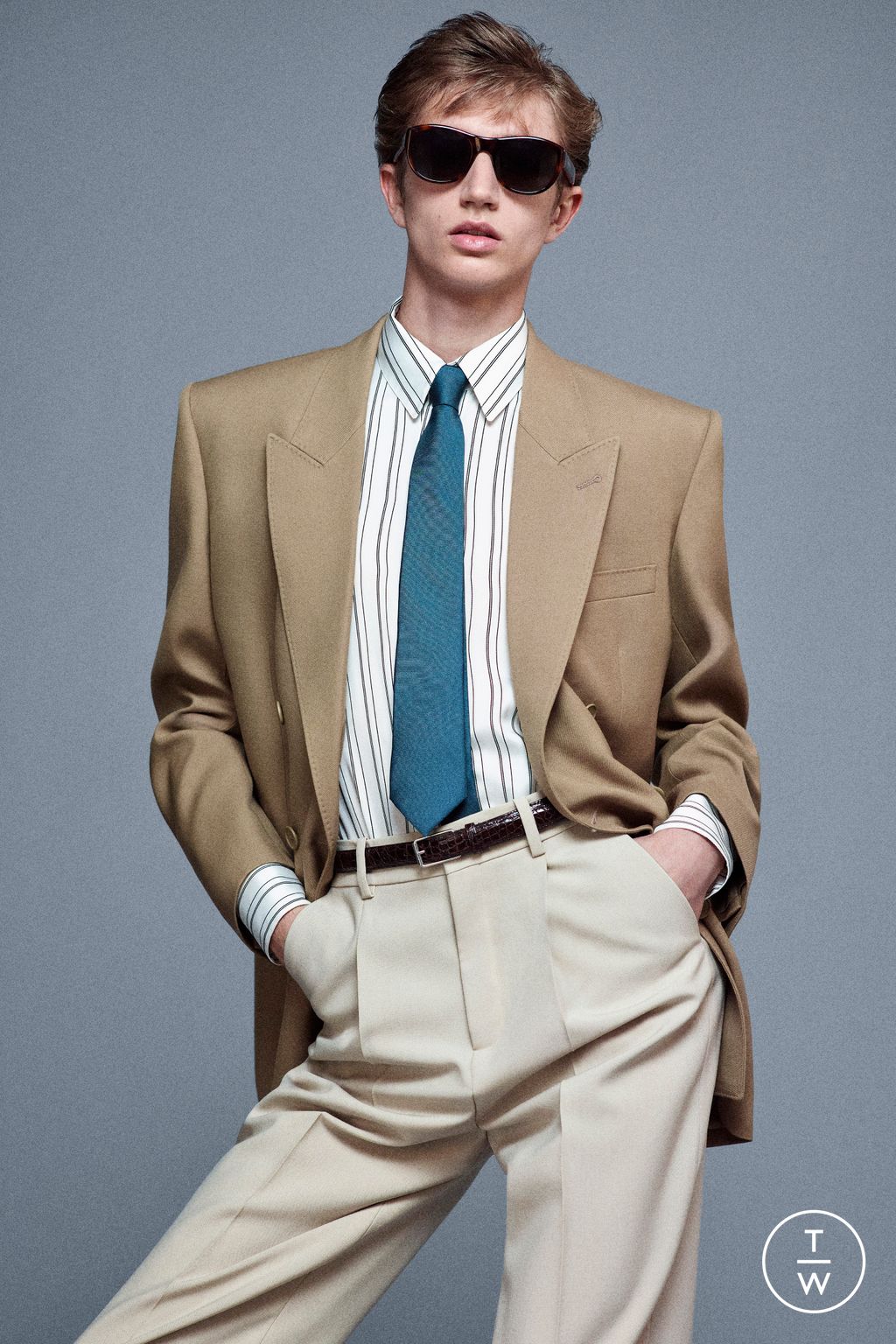 Fashion Week Paris Spring/Summer 2025 look 26 from the Saint Laurent collection menswear