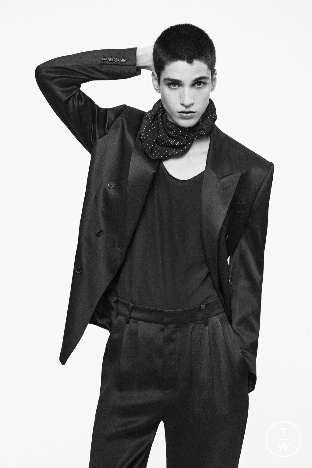 Fashion Week Paris Spring/Summer 2025 look 36 from the Saint Laurent collection menswear