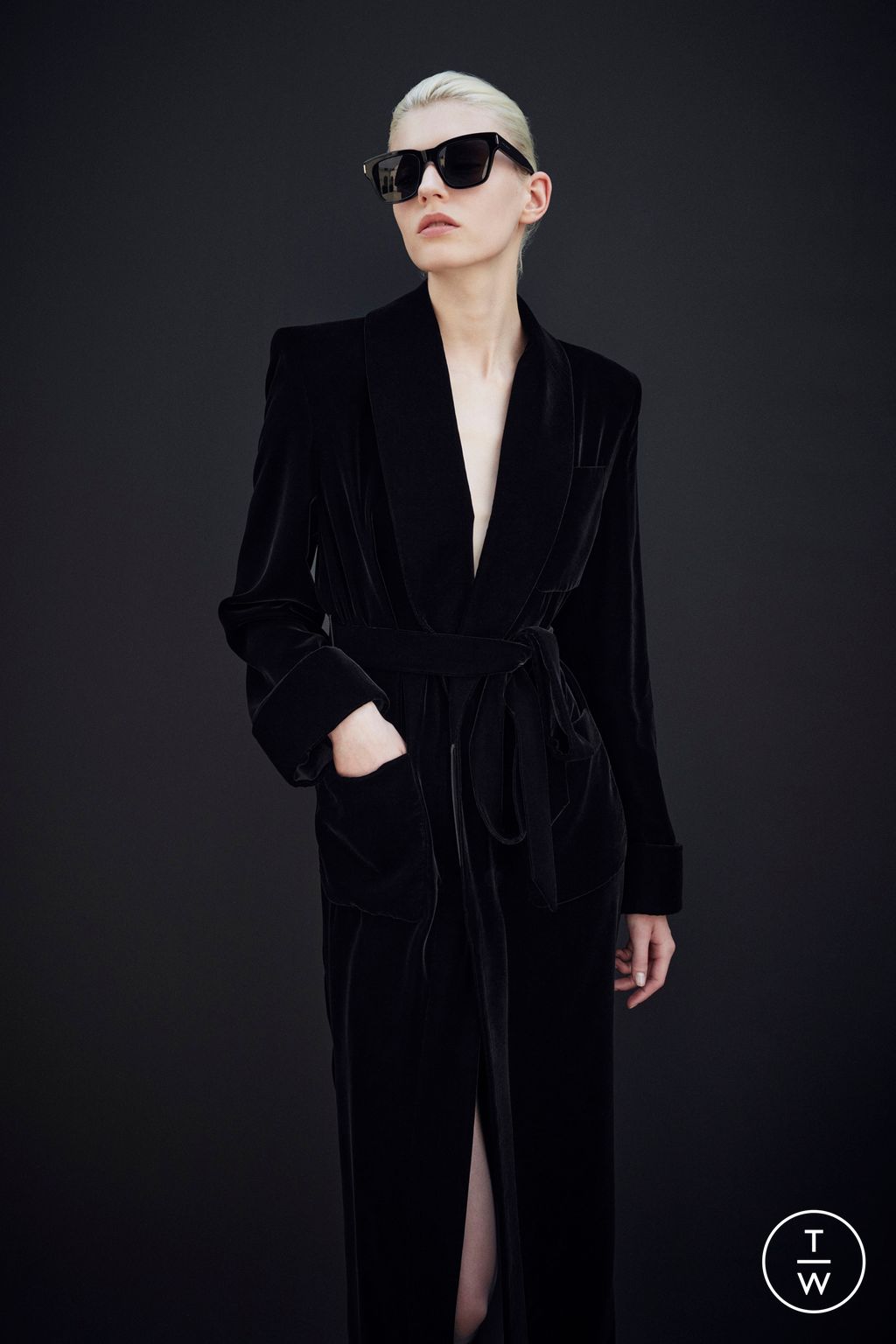 Fashion Week Paris Resort 2023 look 50 from the Saint Laurent collection womenswear