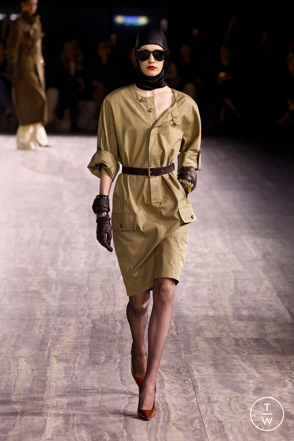 Fashion Week Paris Spring/Summer 2024 look 10 de la collection Saint Laurent womenswear