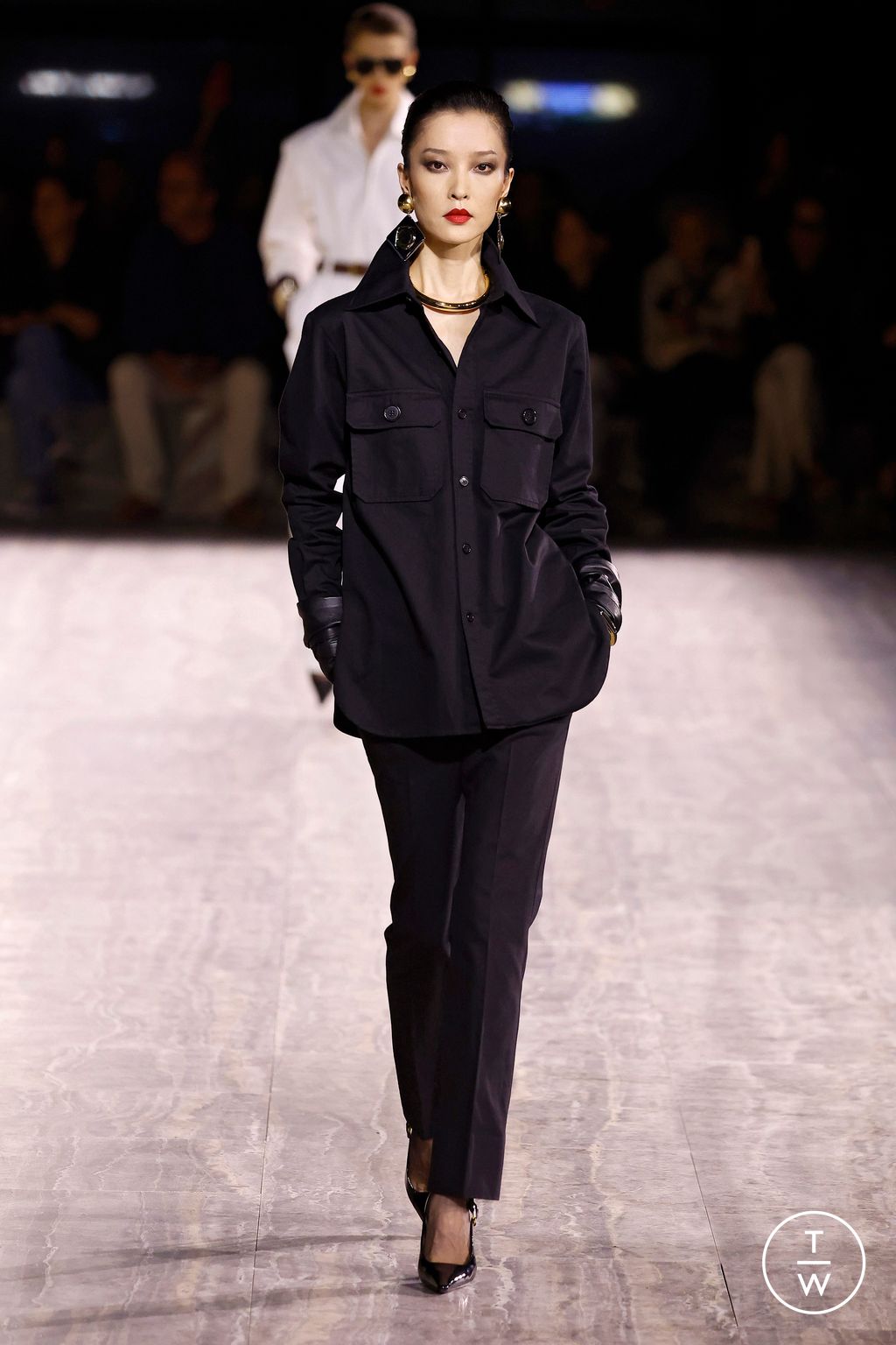 Fashion Week Paris Spring/Summer 2024 look 25 de la collection Saint Laurent womenswear