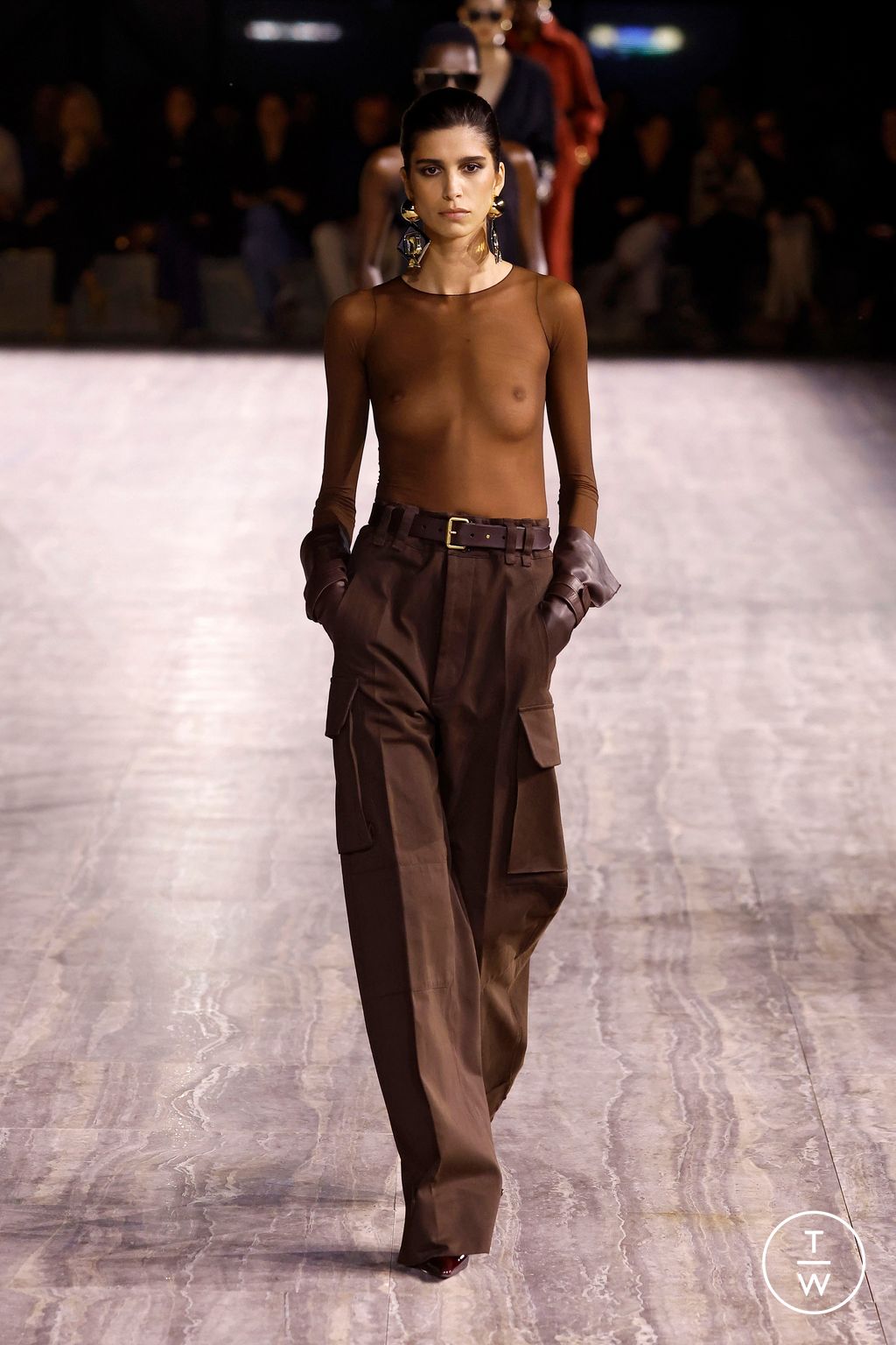 Fashion Week Paris Spring/Summer 2024 look 36 de la collection Saint Laurent womenswear
